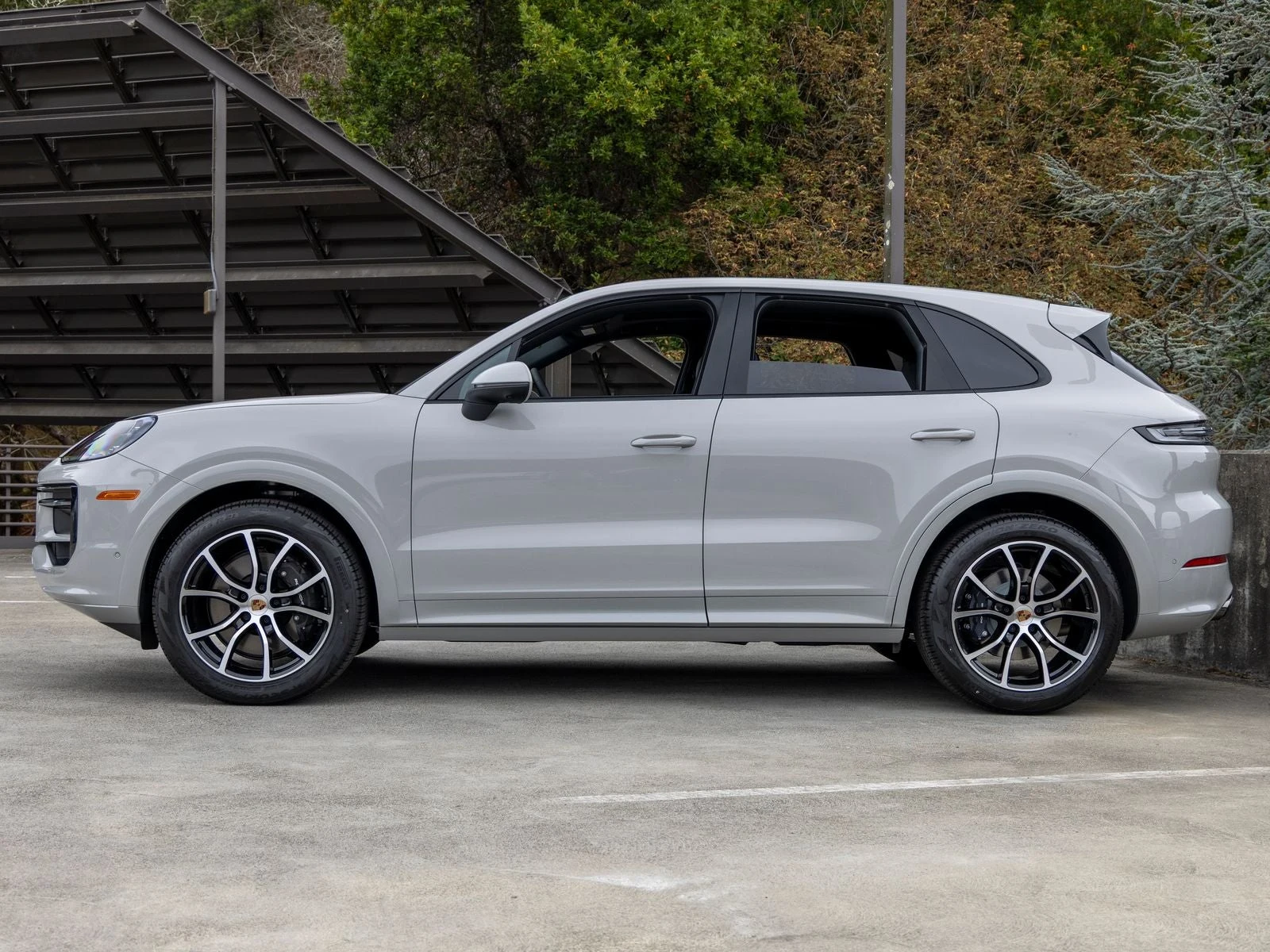 2026 Porsche Cayenne (3rd Generation), 2/20