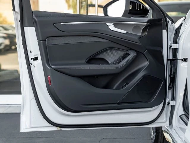 2026 Audi A6 Premium Plus quattro (C9), 14/20