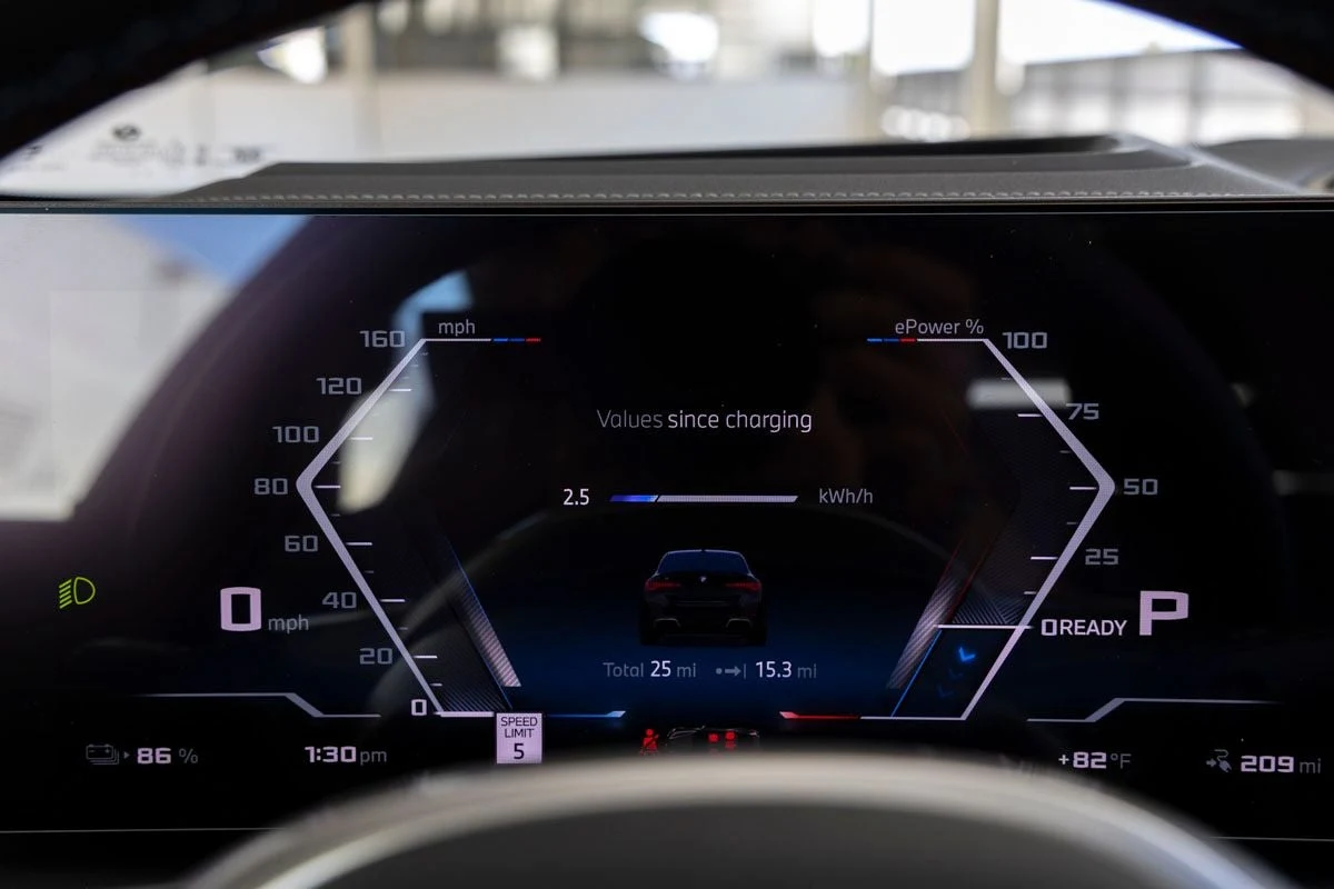 2026 BMW i4 M60 (G26), 10/20