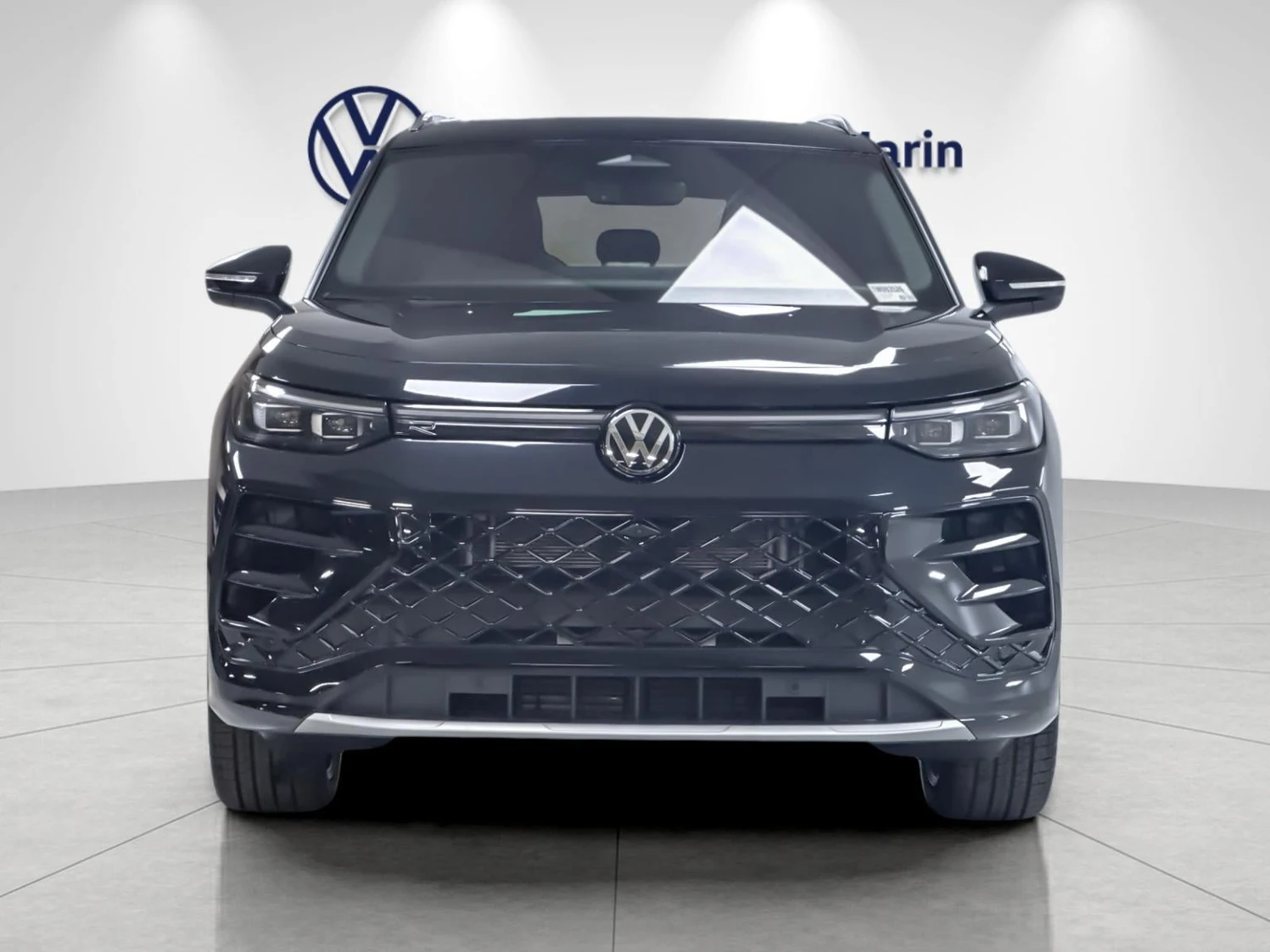 2026 Volkswagen Tiguan SEL R-Line Turbo (3rd Generation North America), 8/20