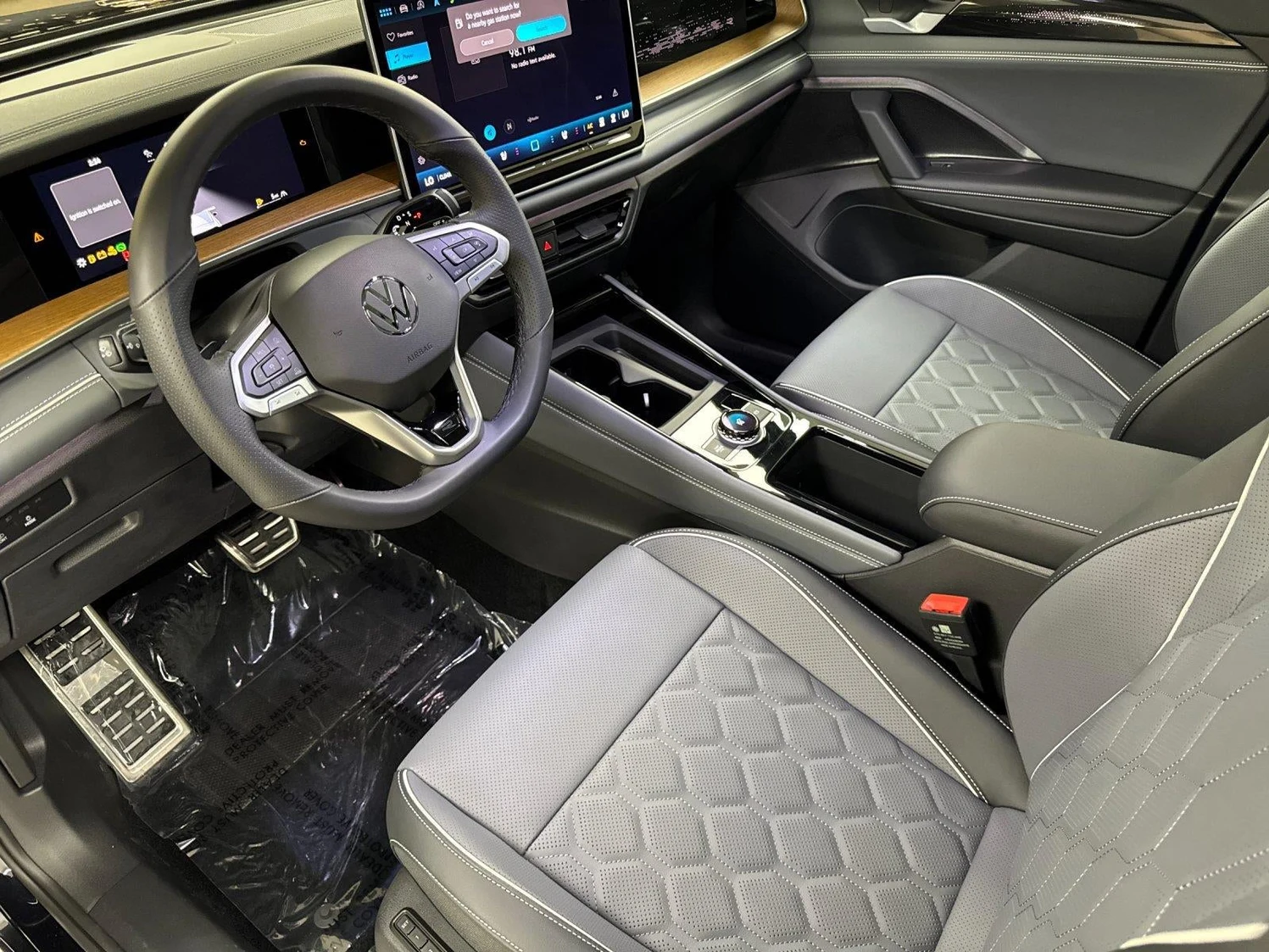 2026 Volkswagen Tiguan SEL R-Line Turbo (3rd Generation North America), 9/20