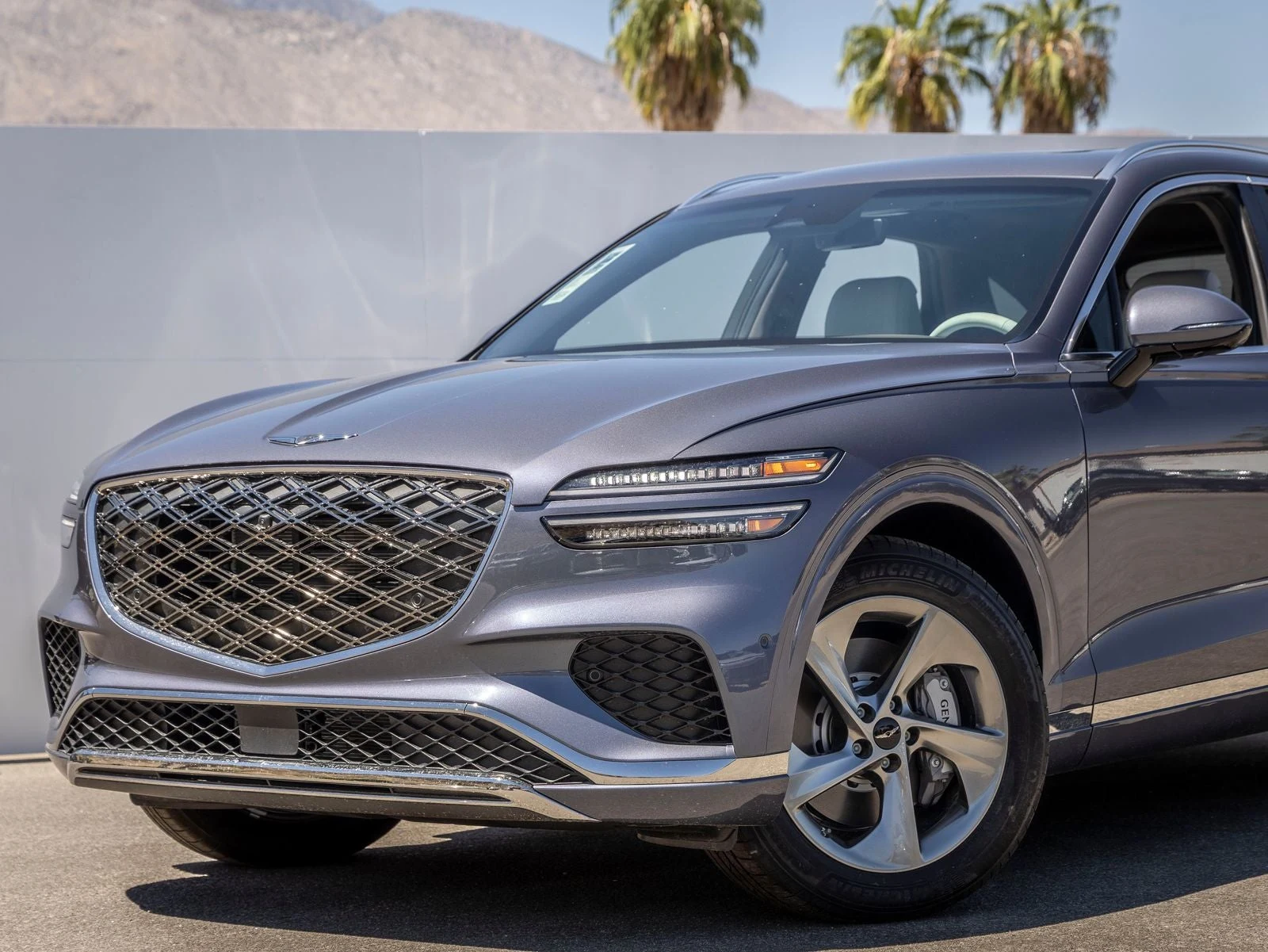 2026 Genesis GV70 2.5T Advanced (2024 Update), 2/20