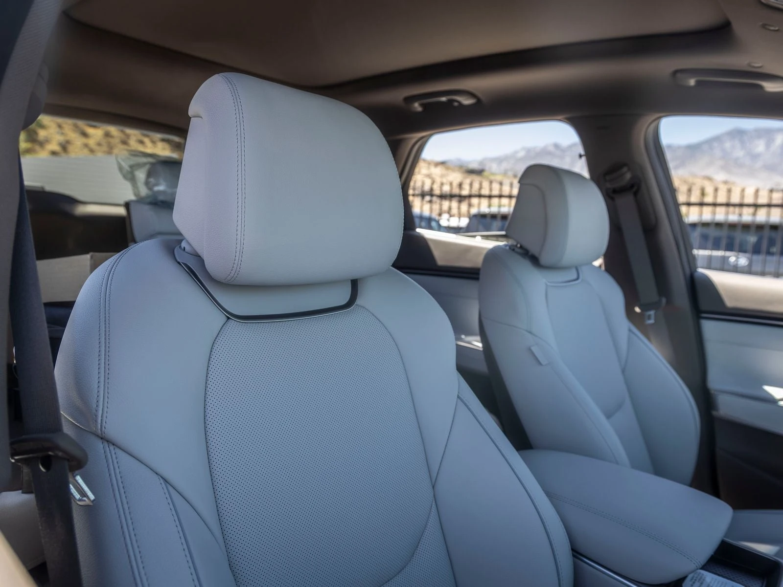 2026 Genesis GV70 2.5T Advanced (2024 Update), 20/20