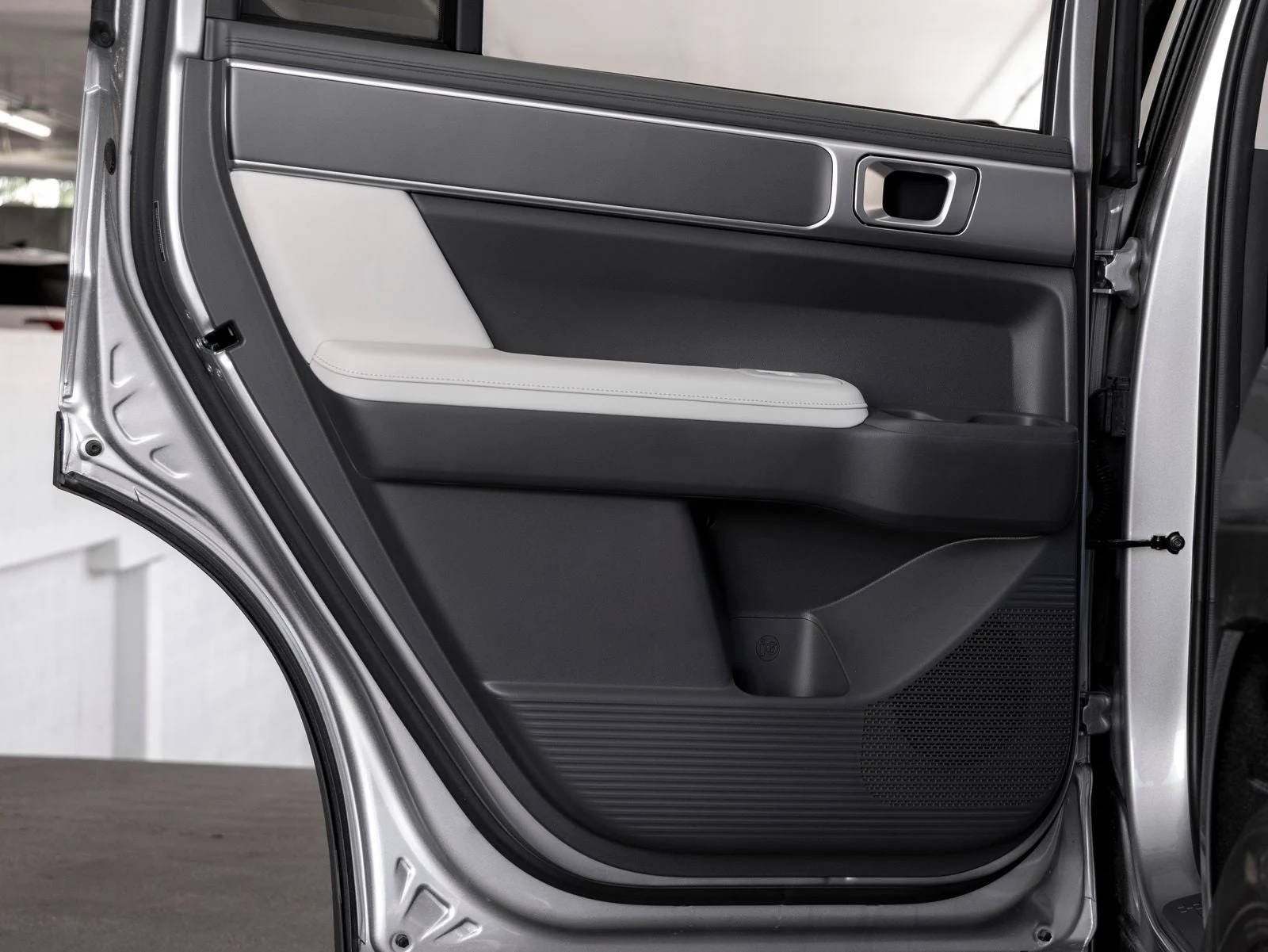 2026 Hyundai Santa Fe SEL (MX5), 18/20