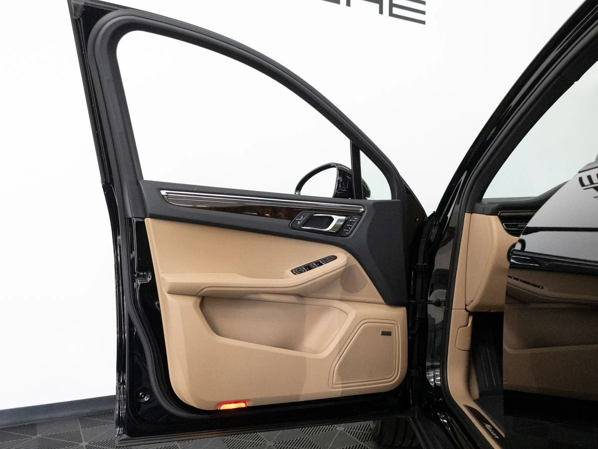 2026 Porsche Macan (95B), 14/20