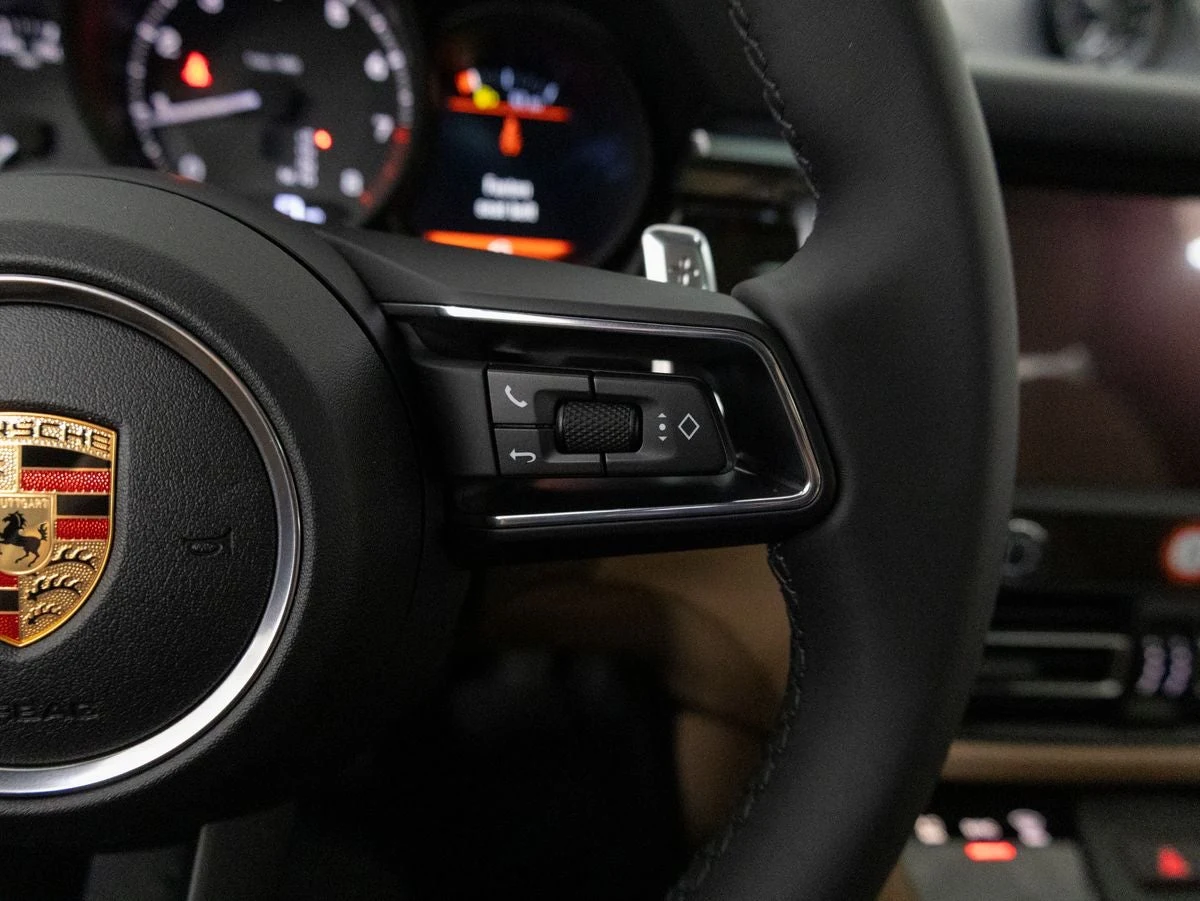 2026 Porsche Macan (95B), 20/20