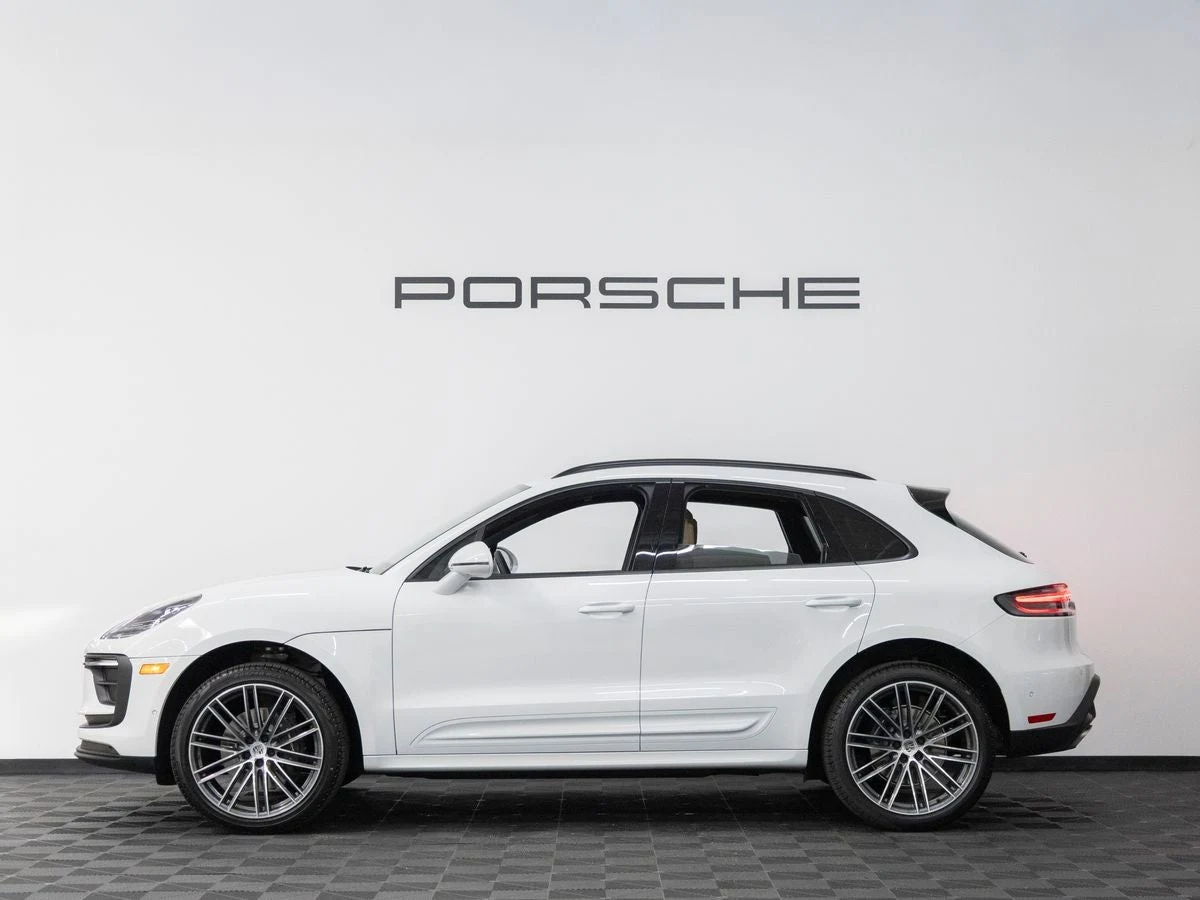 2026 Porsche Macan (95B), 2/20