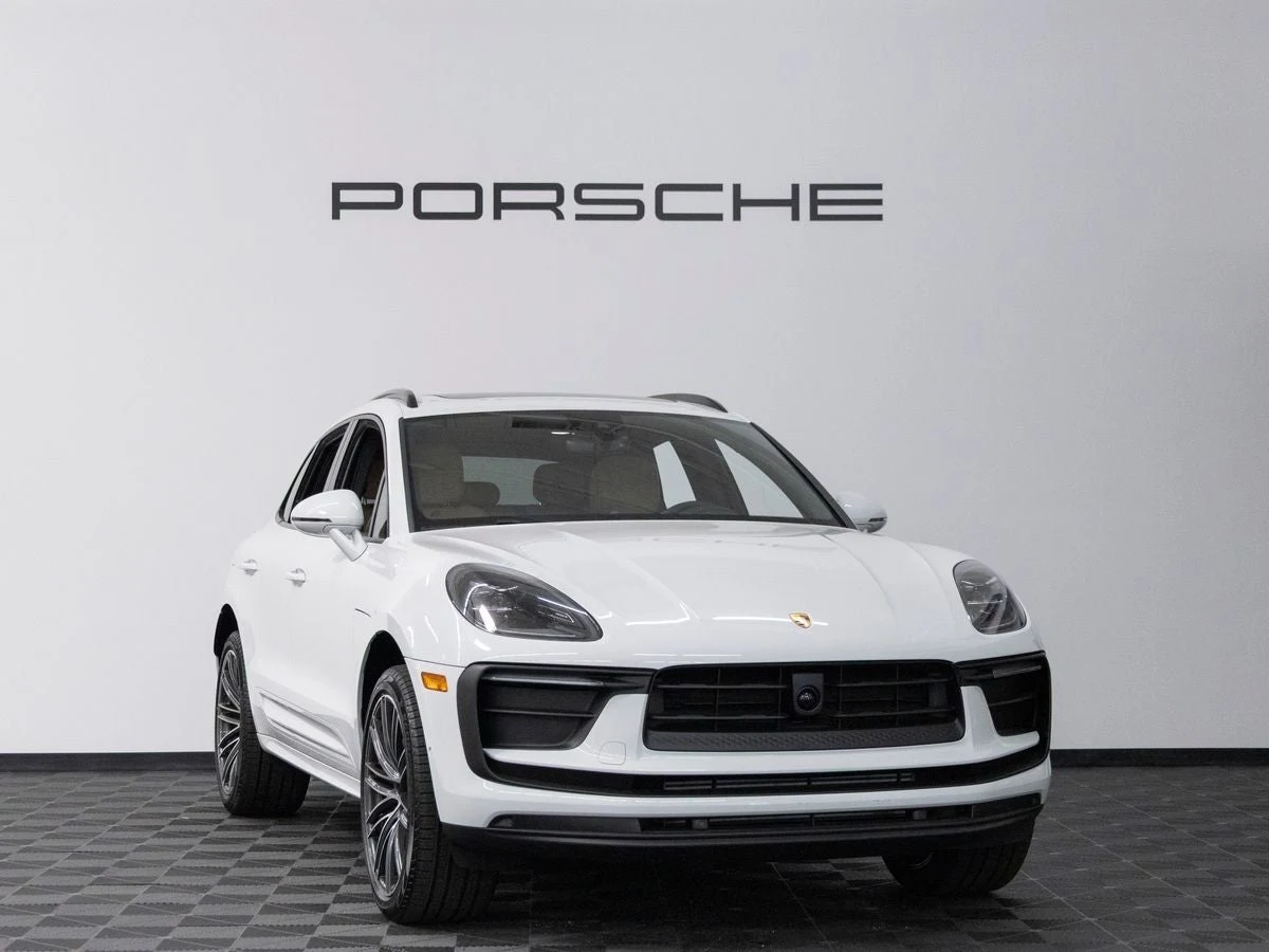 2026 Porsche Macan (95B), 9/20