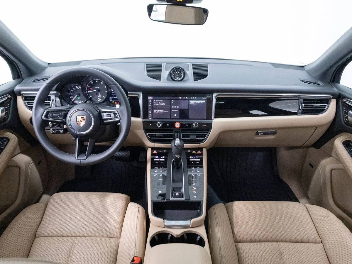 2026 Porsche Macan (95B), 14/20