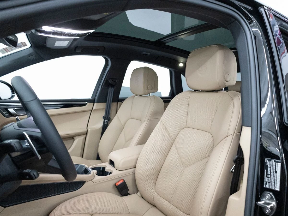 2026 Porsche Macan S (95B), 4/20
