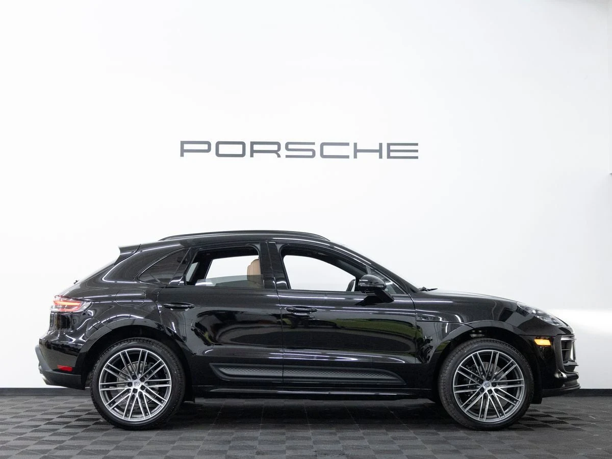 2026 Porsche Macan S (95B), 7/20
