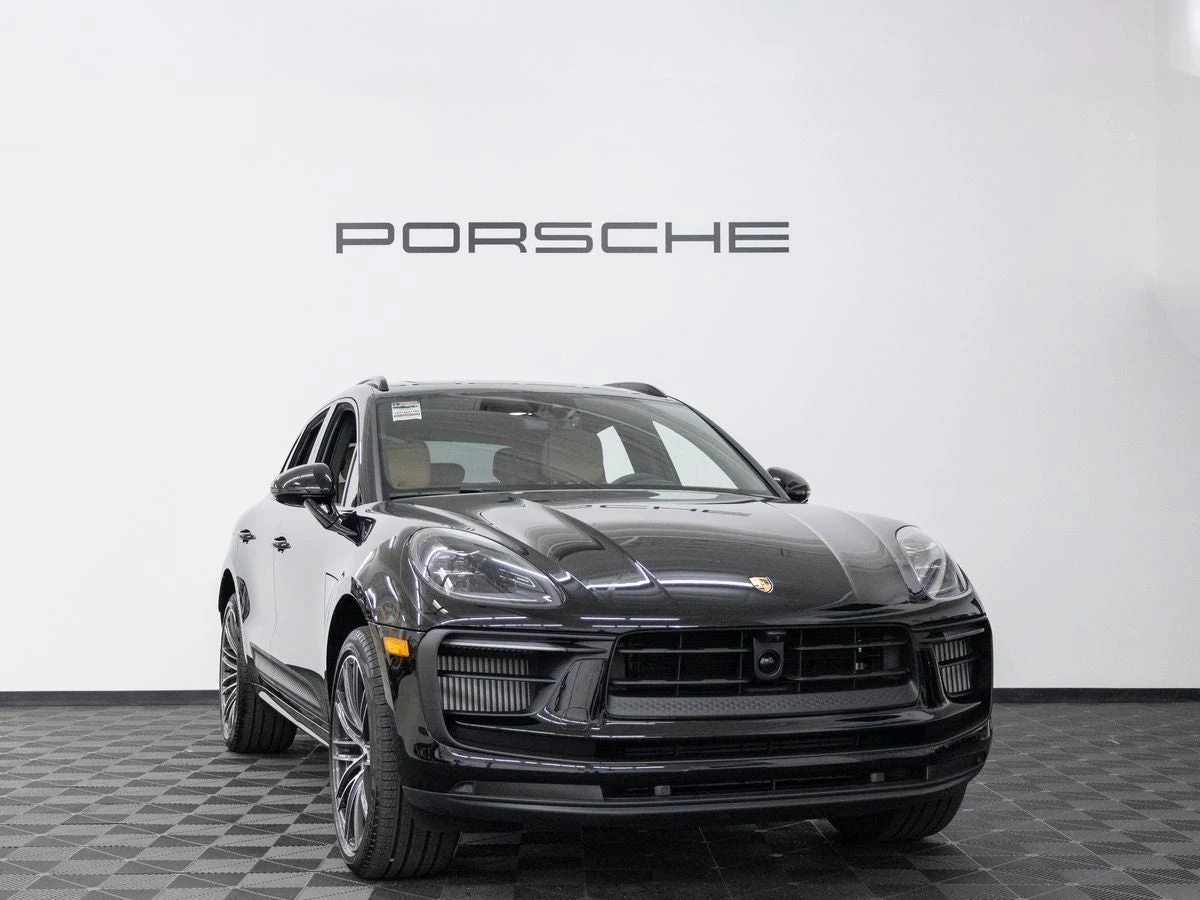 2026 Porsche Macan S (95B), 8/20