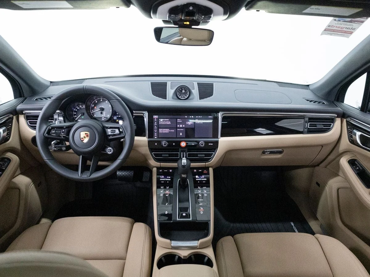 2026 Porsche Macan S (95B), 15/20