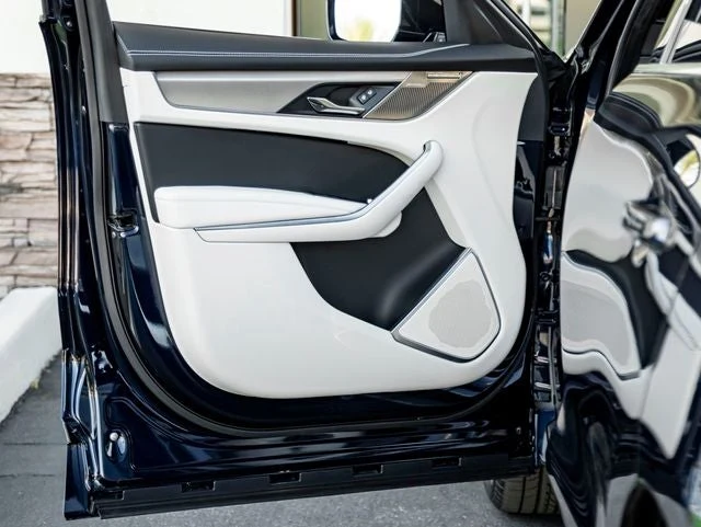 2026 Jaguar F-Pace P250 R-Dynamic S (X761), 12/20