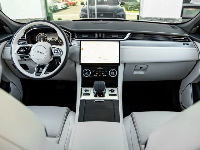 2026 Jaguar F-Pace P250 R-Dynamic S (X761), 19/20