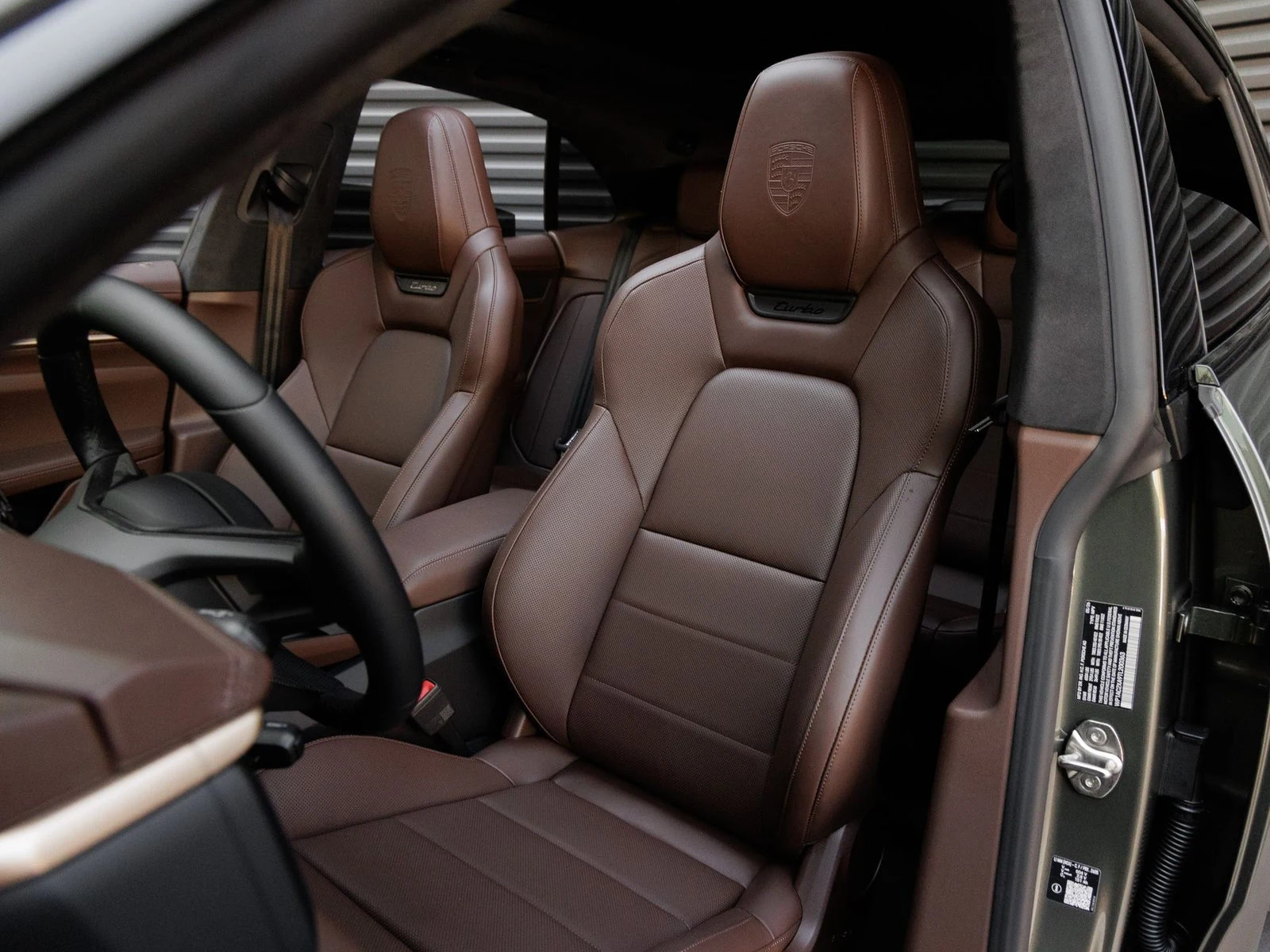 2026 Porsche Macan Turbo Electric (XAB), 5/20