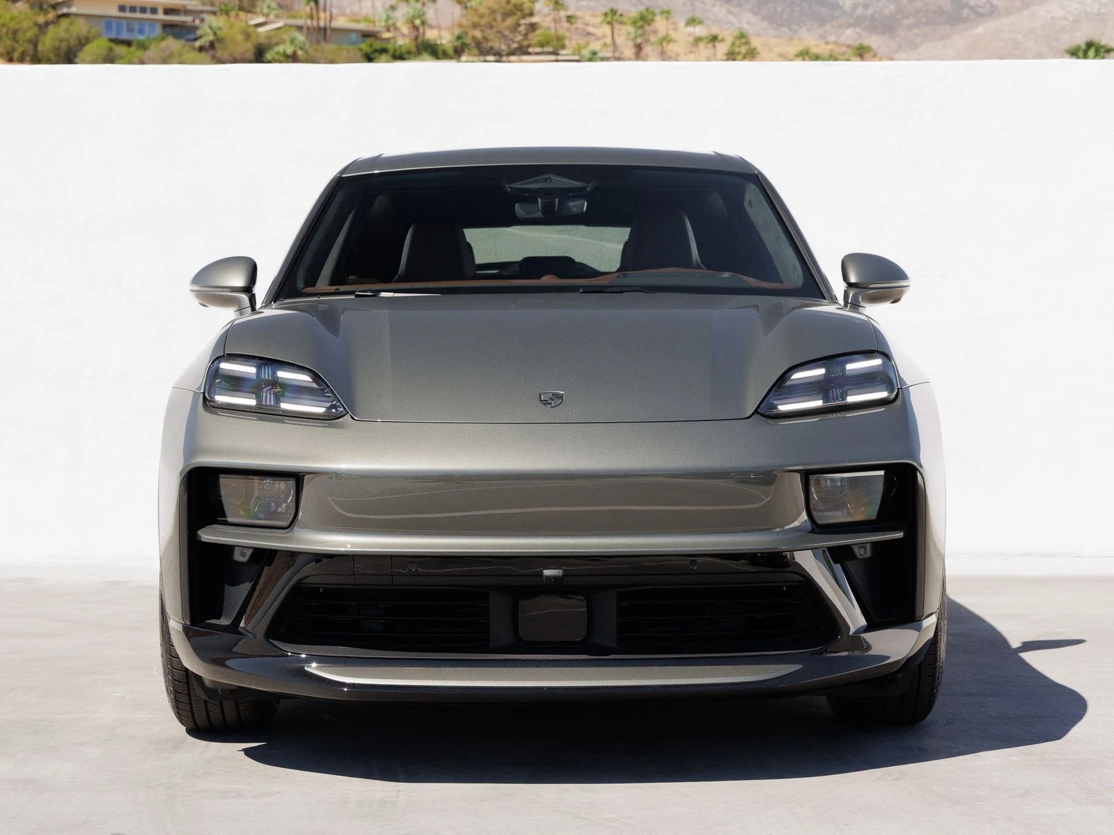 2026 Porsche Macan Turbo Electric (XAB), 10/20