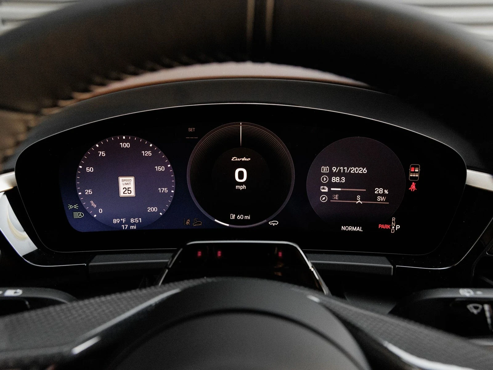 2026 Porsche Macan Turbo Electric (XAB), 19/20