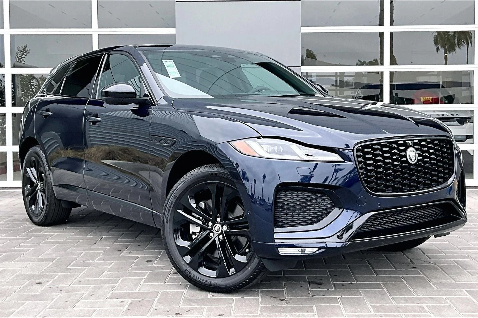 2026 Jaguar F-Pace P250 R-Dynamic S (X761), 2/14