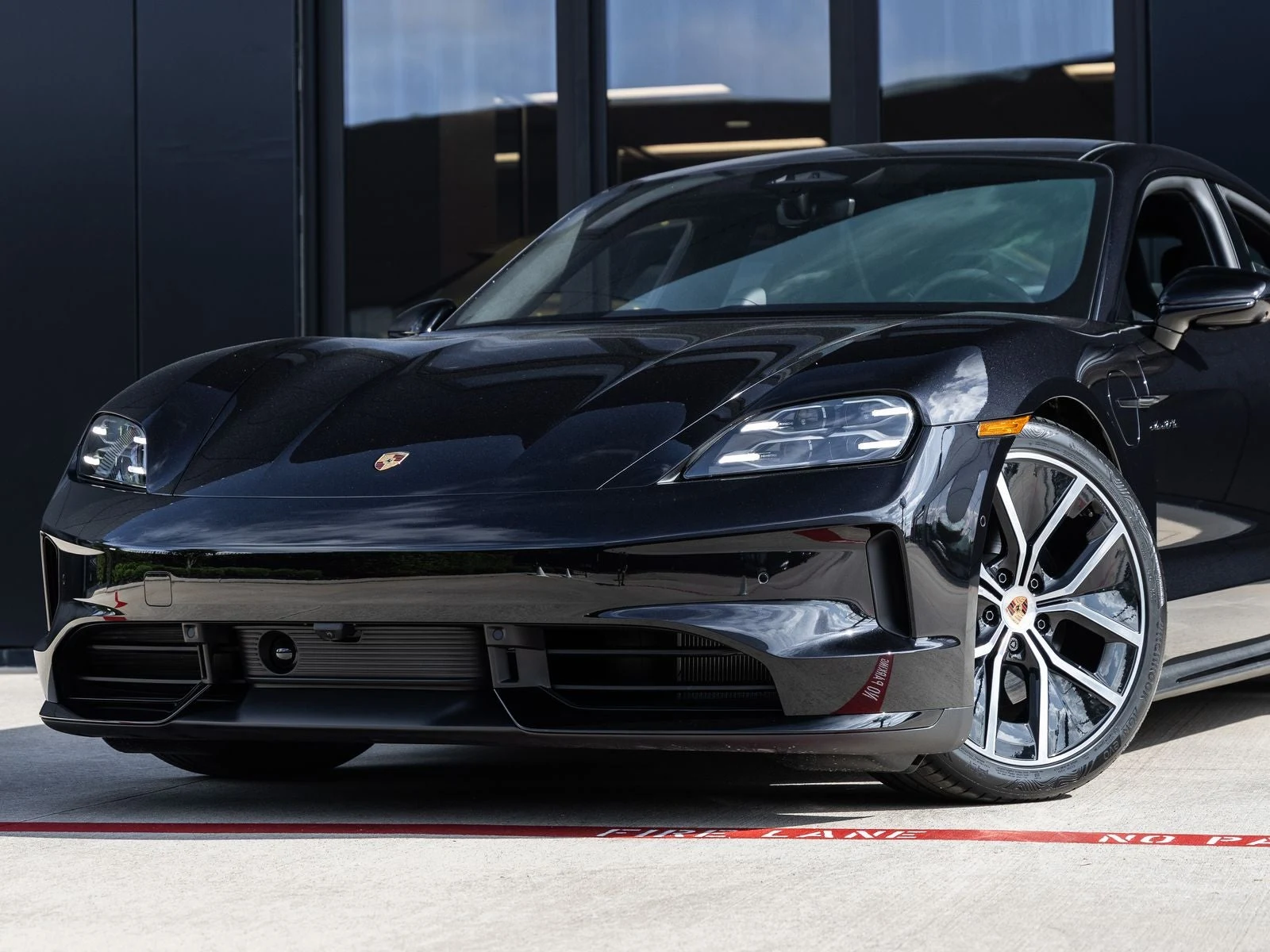 2026 Porsche Taycan 4 Black Edition (2025 Update), 7/20