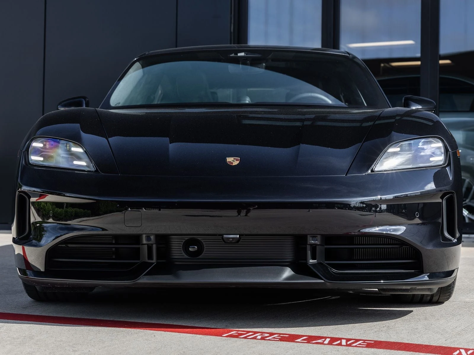 2026 Porsche Taycan 4 Black Edition (2025 Update), 8/20