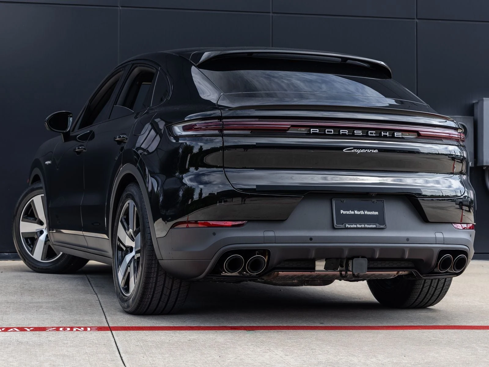 2026 Porsche Cayenne E-Hybrid Coupé (3rd Generation), 3/20