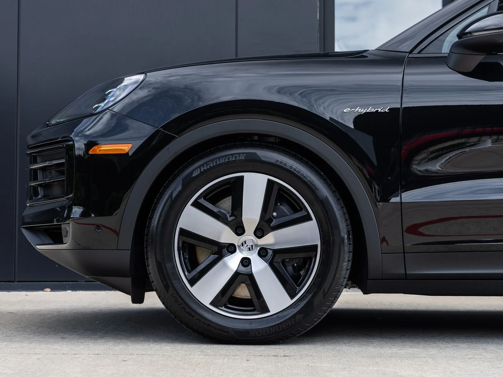 2026 Porsche Cayenne E-Hybrid Coupé (3rd Generation), 13/20