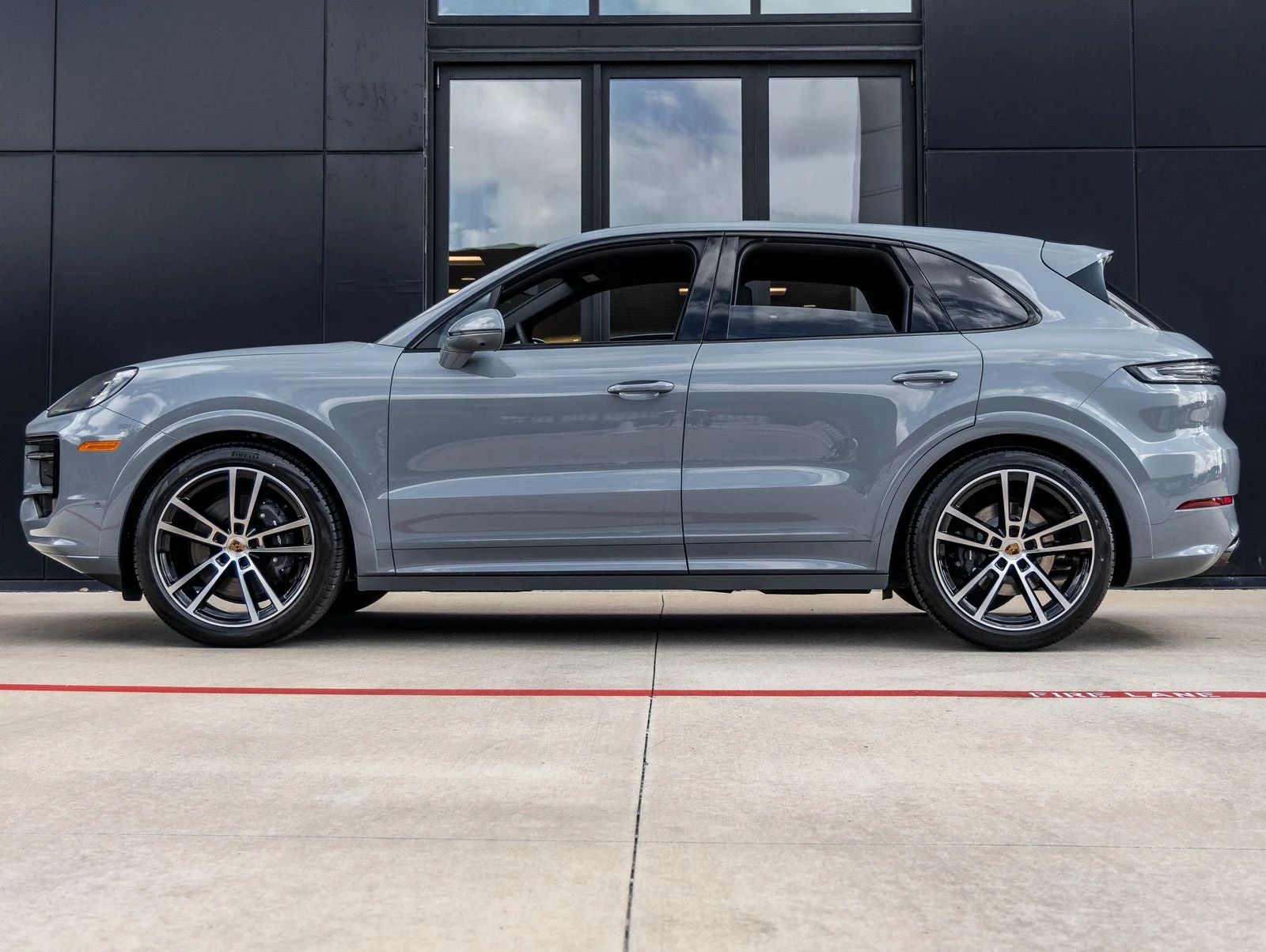 2026 Porsche Cayenne (3rd Generation), 2/20