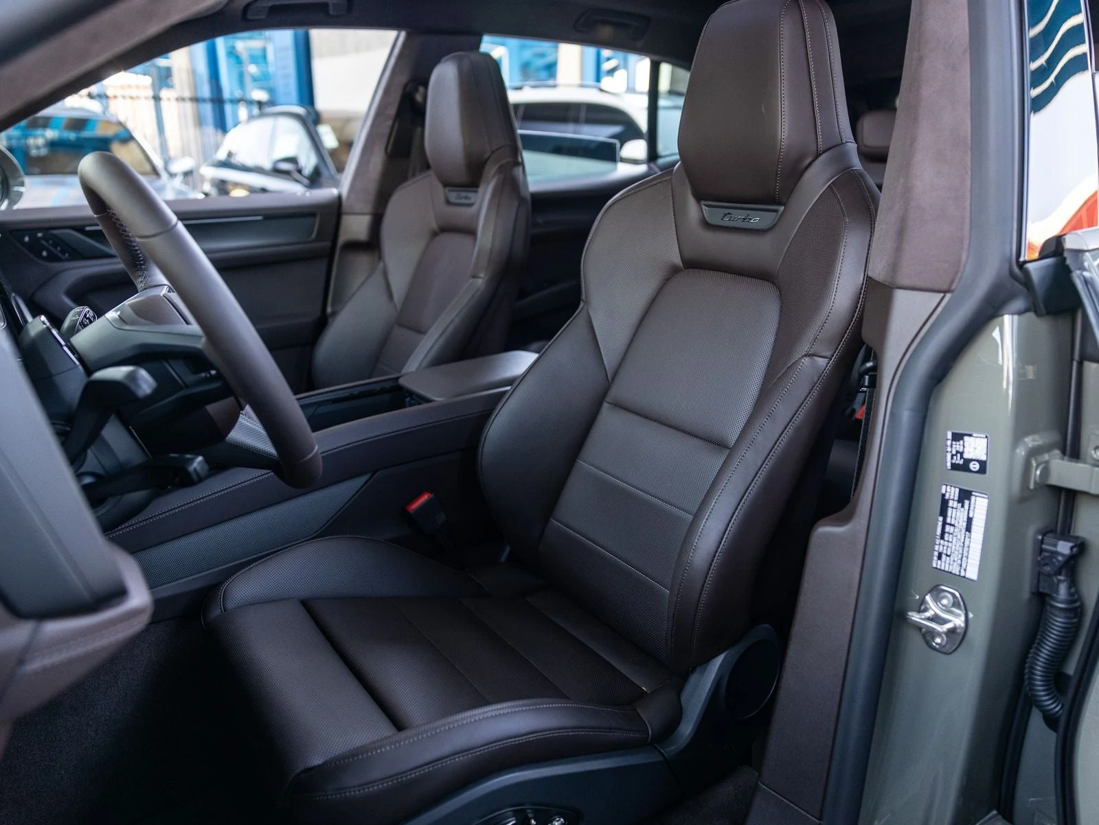 2026 Porsche Cayenne Turbo Electric (E4), 5/20