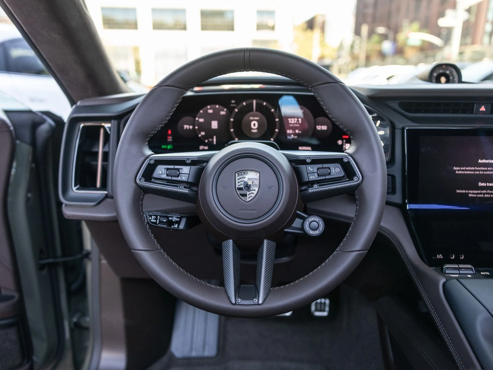 2026 Porsche Cayenne Turbo Electric (E4), 6/20