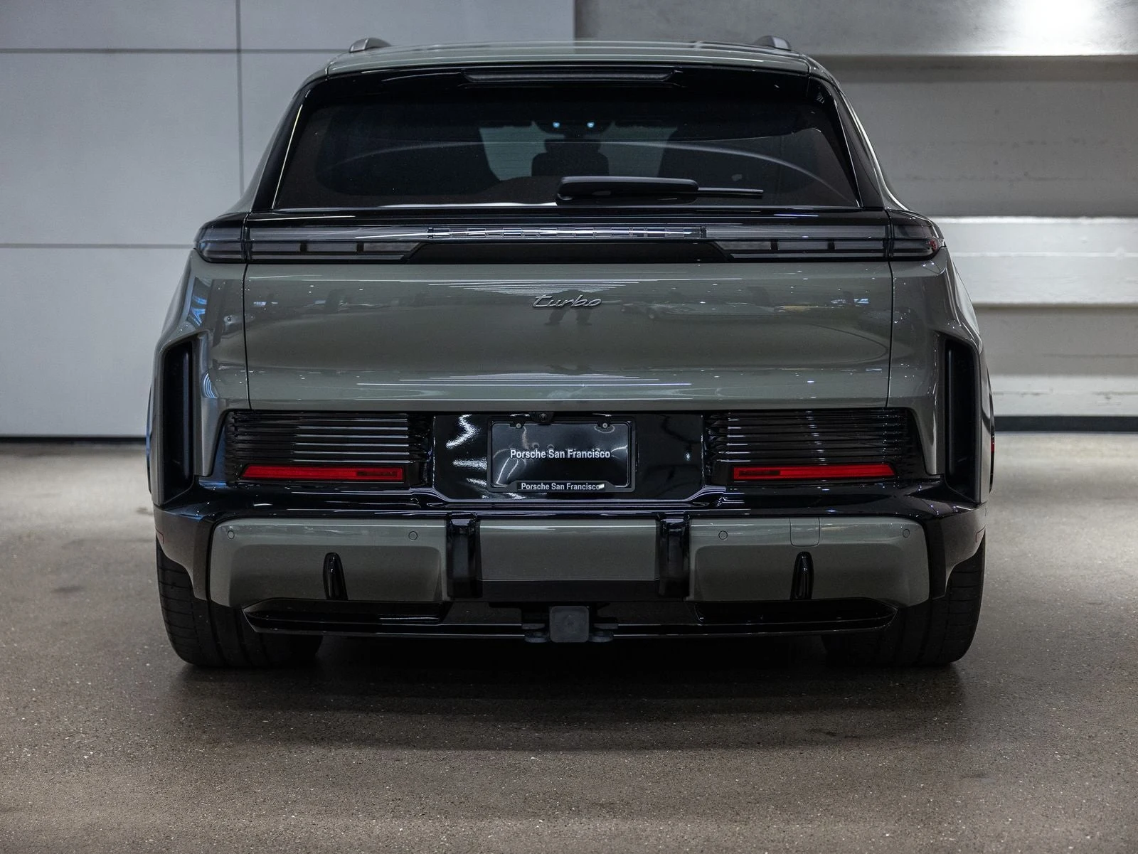 2026 Porsche Cayenne Turbo Electric (E4), 7/20
