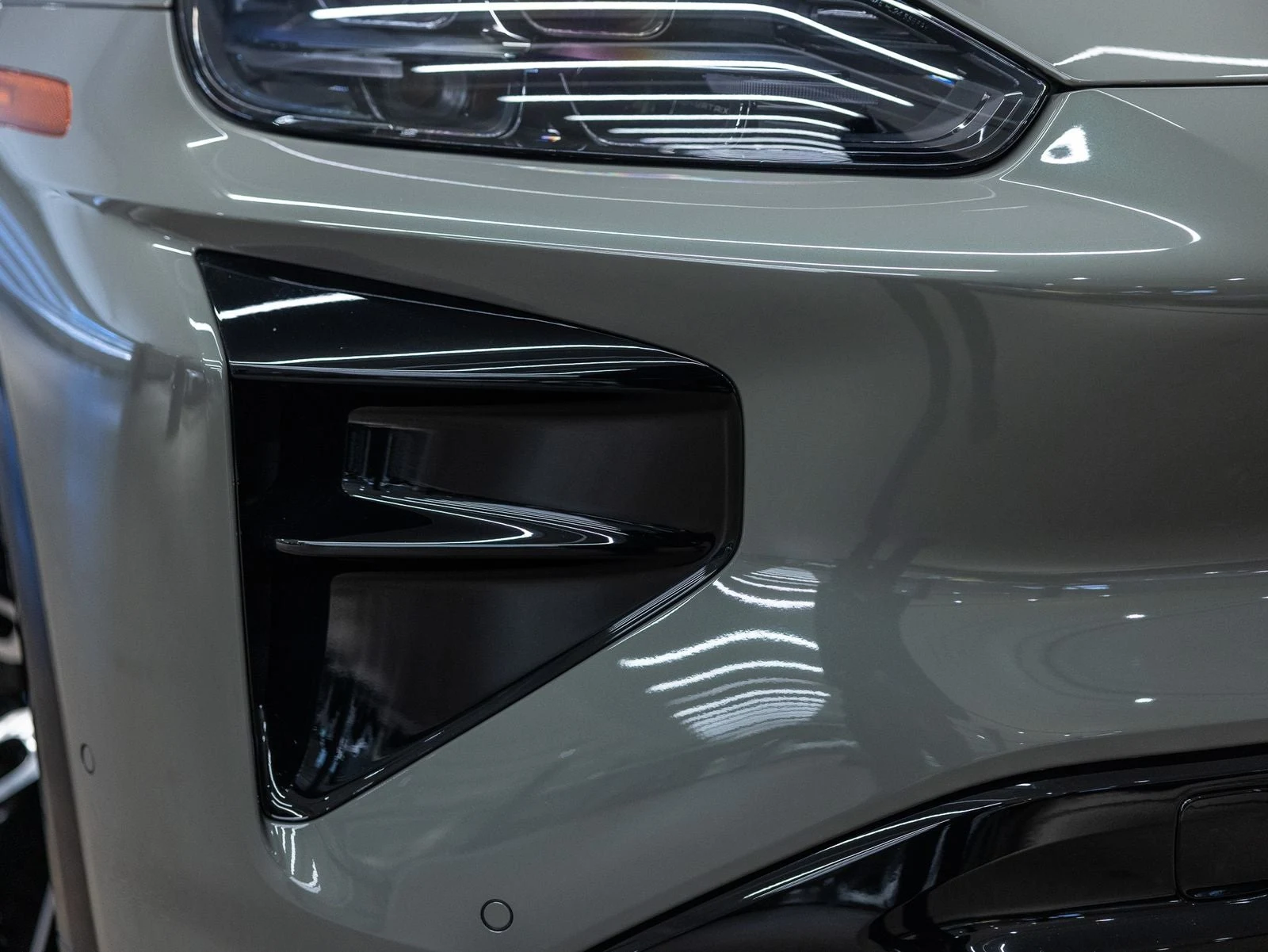 2026 Porsche Cayenne Turbo Electric (E4), 16/20