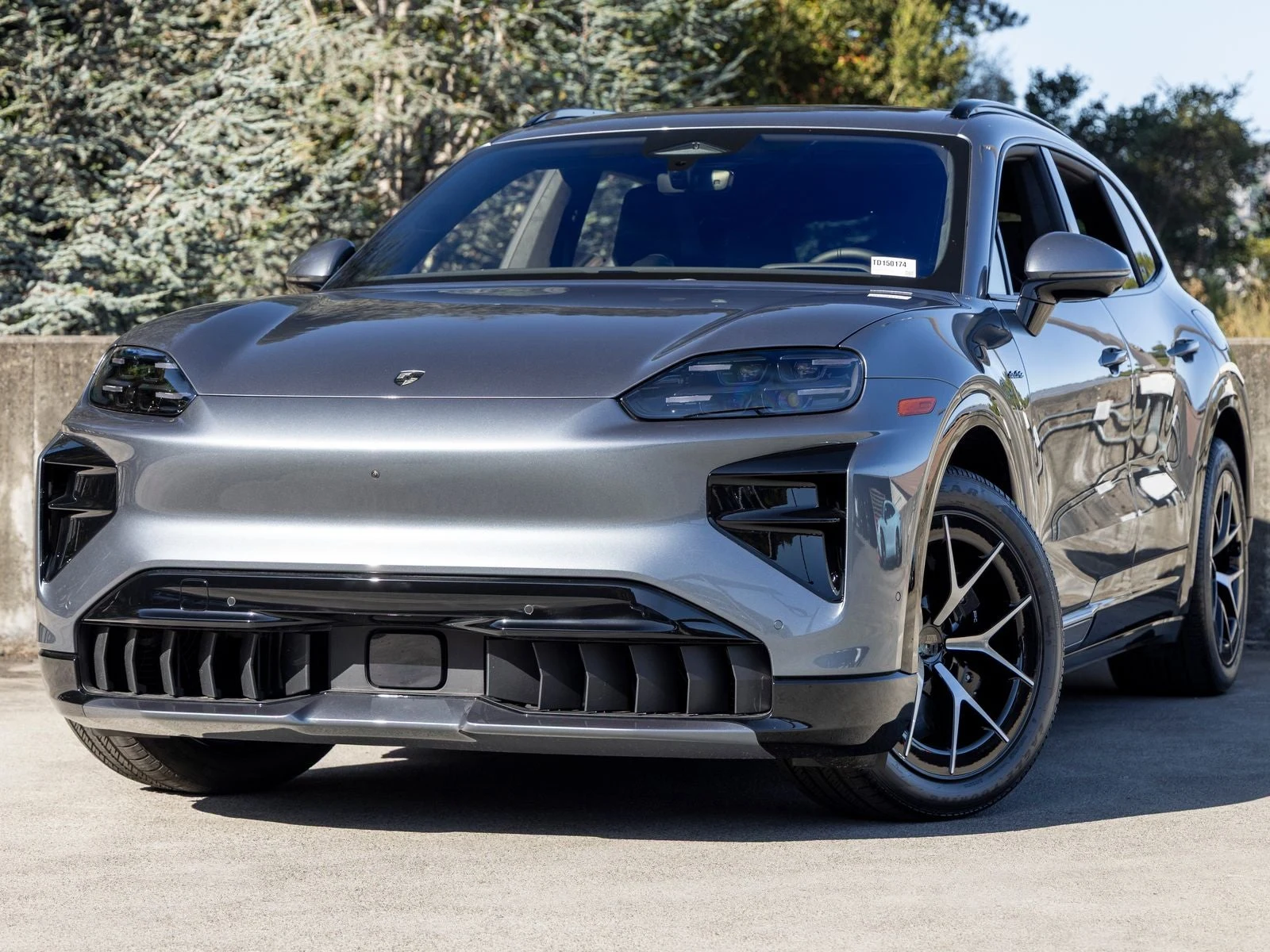 Porsche Cayenne Turbo Electric (E4) · Vanadium Grey Metallic · Indigo Auto Group