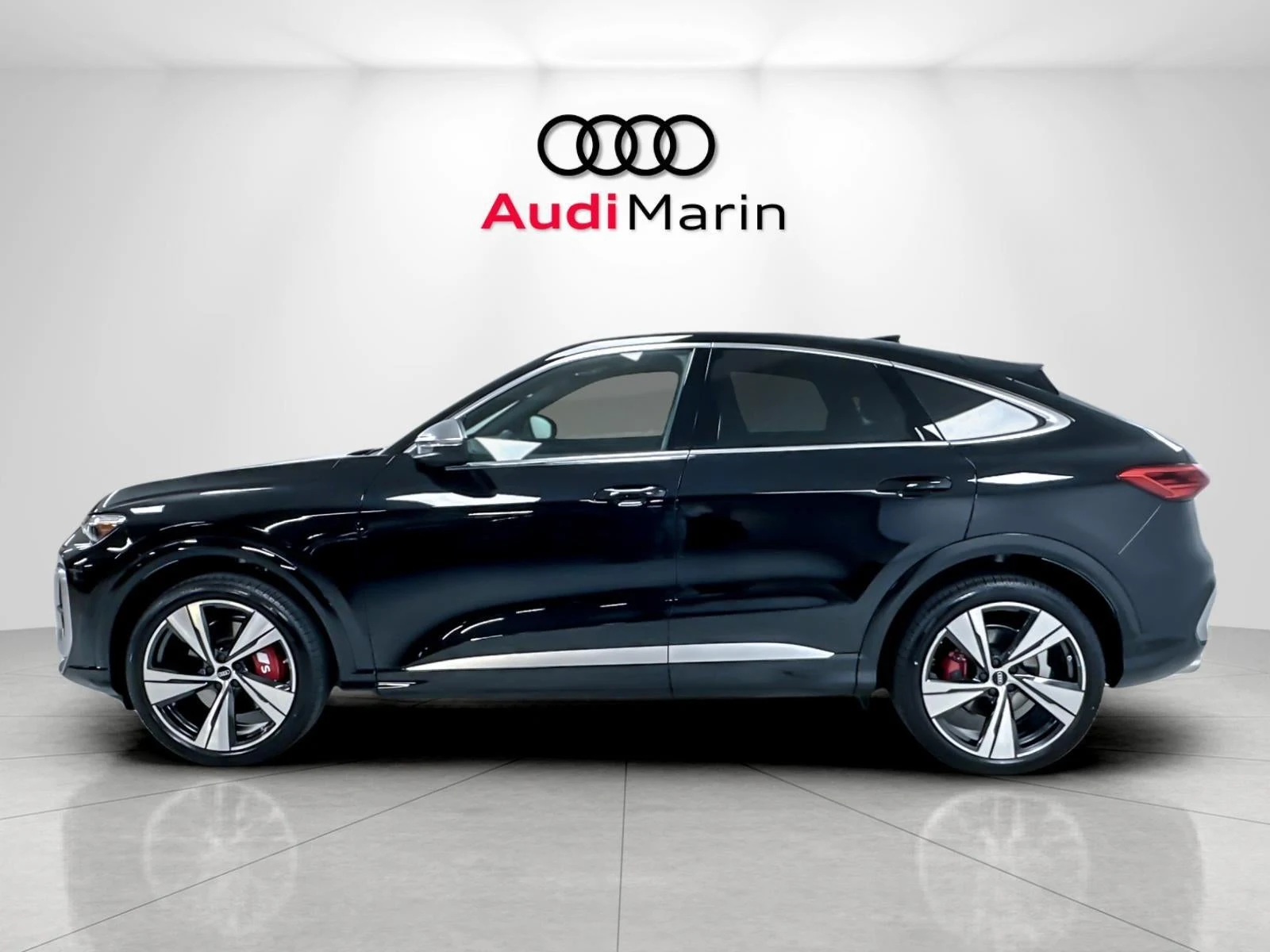 2026 Audi SQ5 Sportback Premium Plus quattro (GU), 2/20