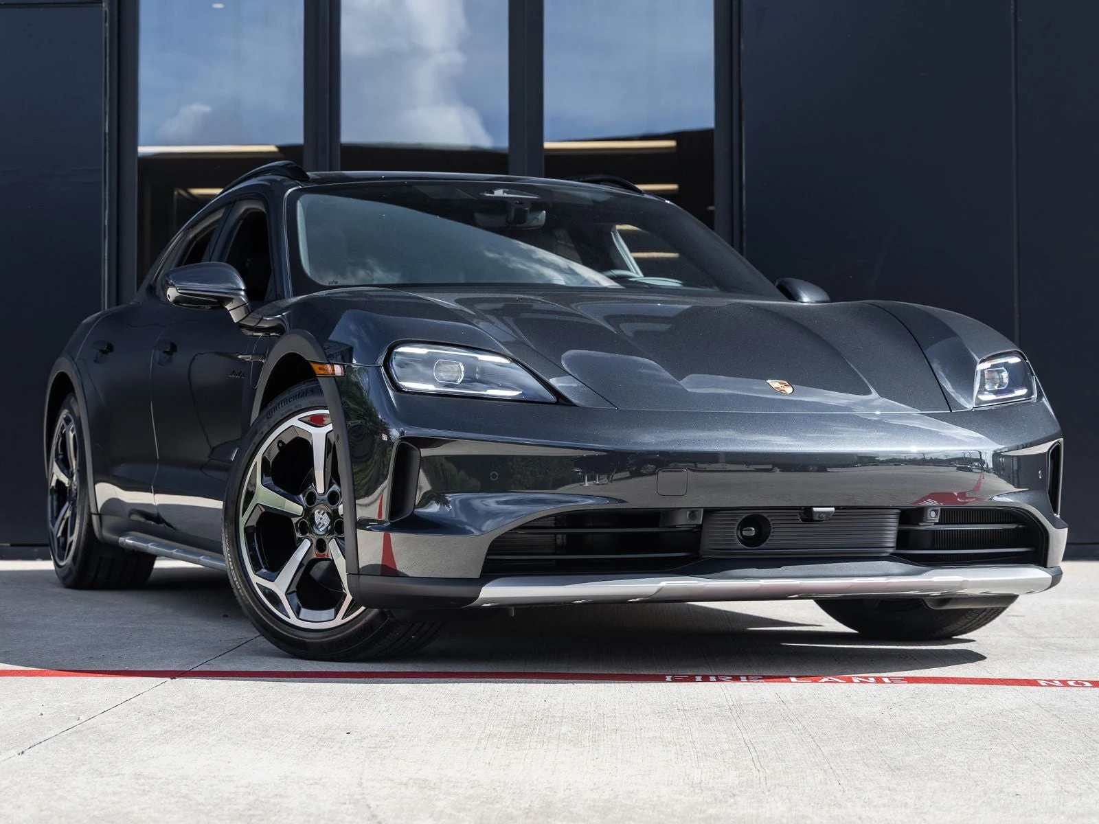 2026 Porsche Taycan 4S Cross Turismo (2025 Update), 6/20