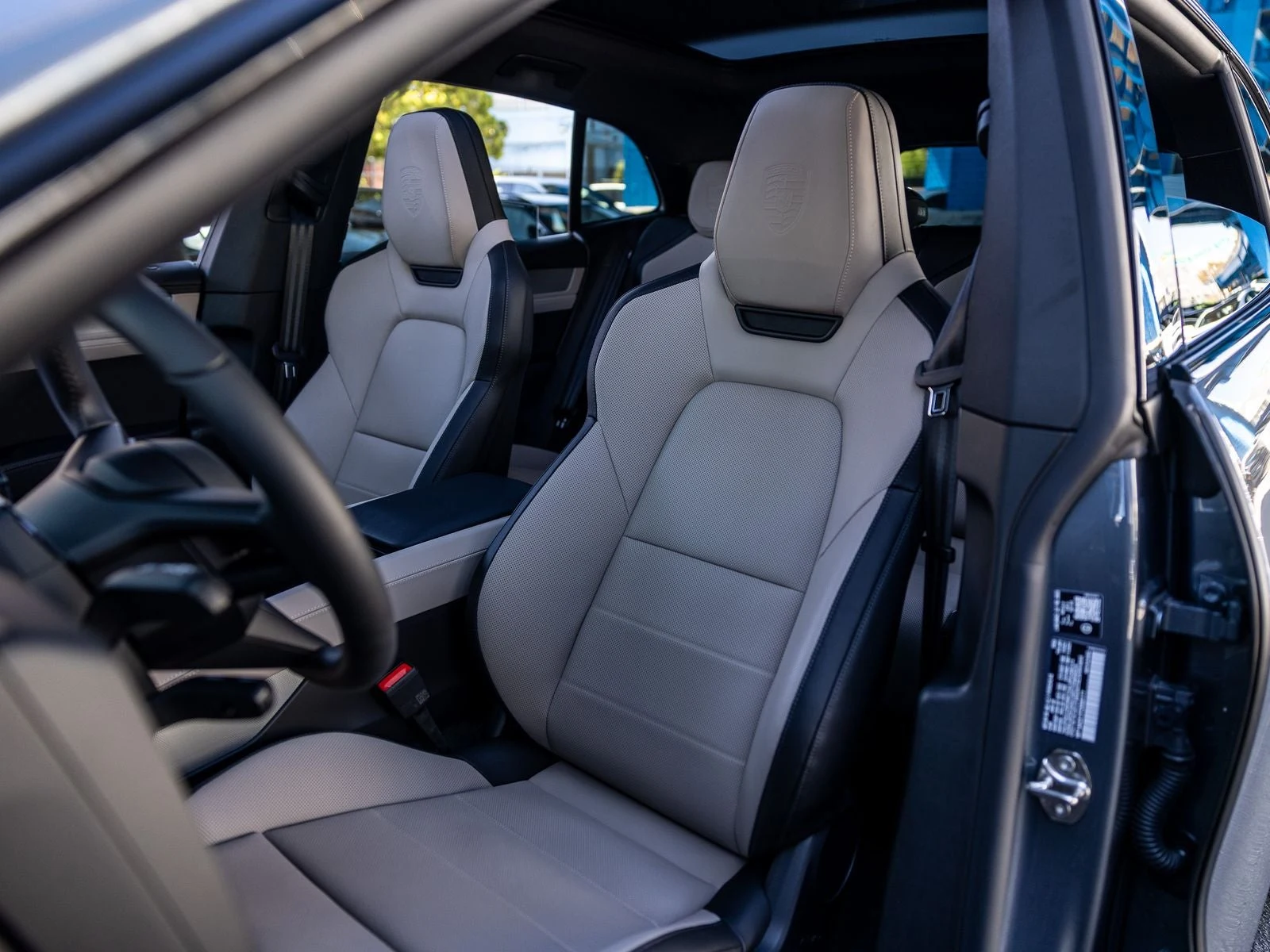 2026 Porsche Cayenne Electric (E4), 5/20
