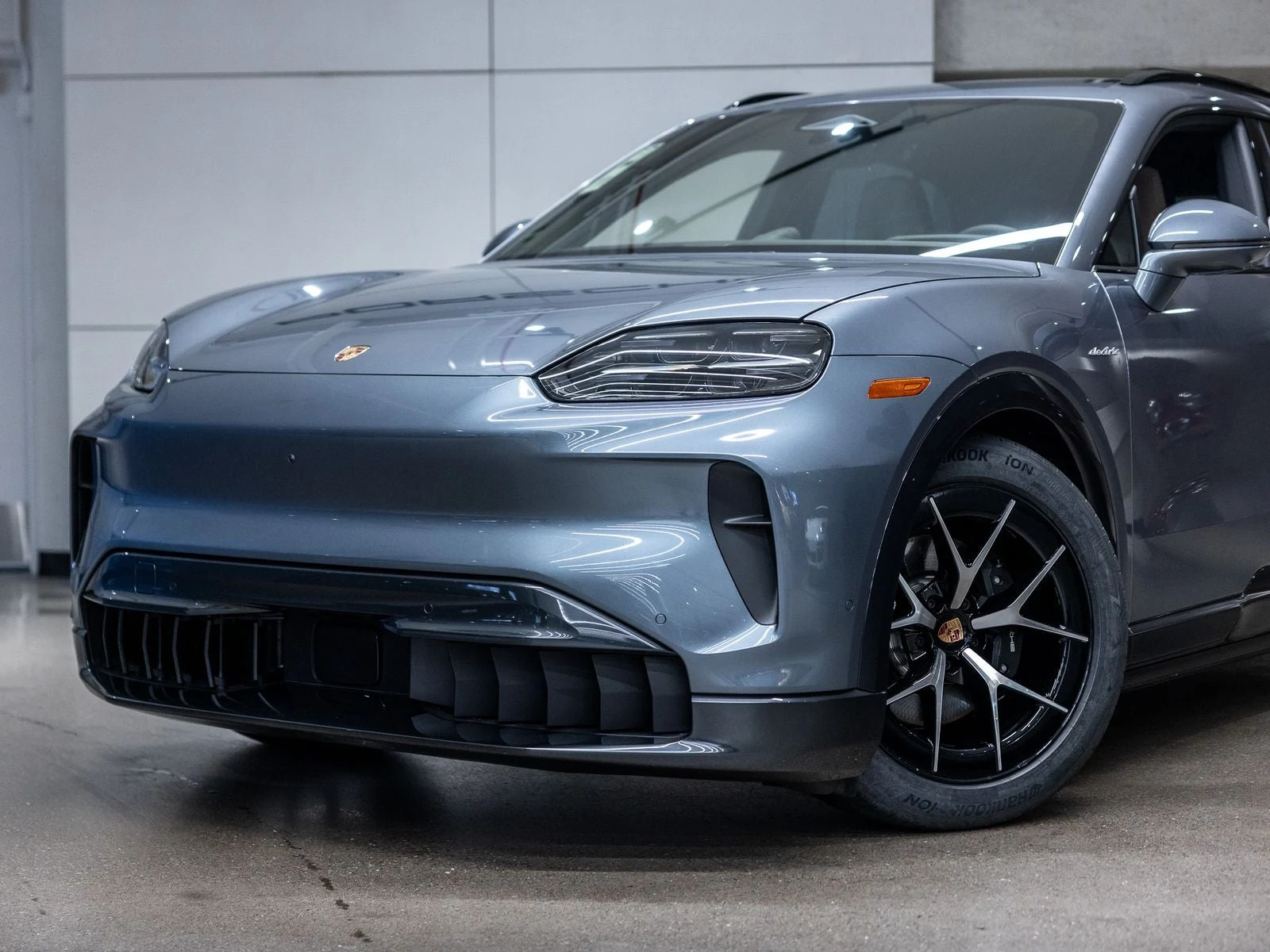 2026 Porsche Cayenne Electric (E4), 20/20