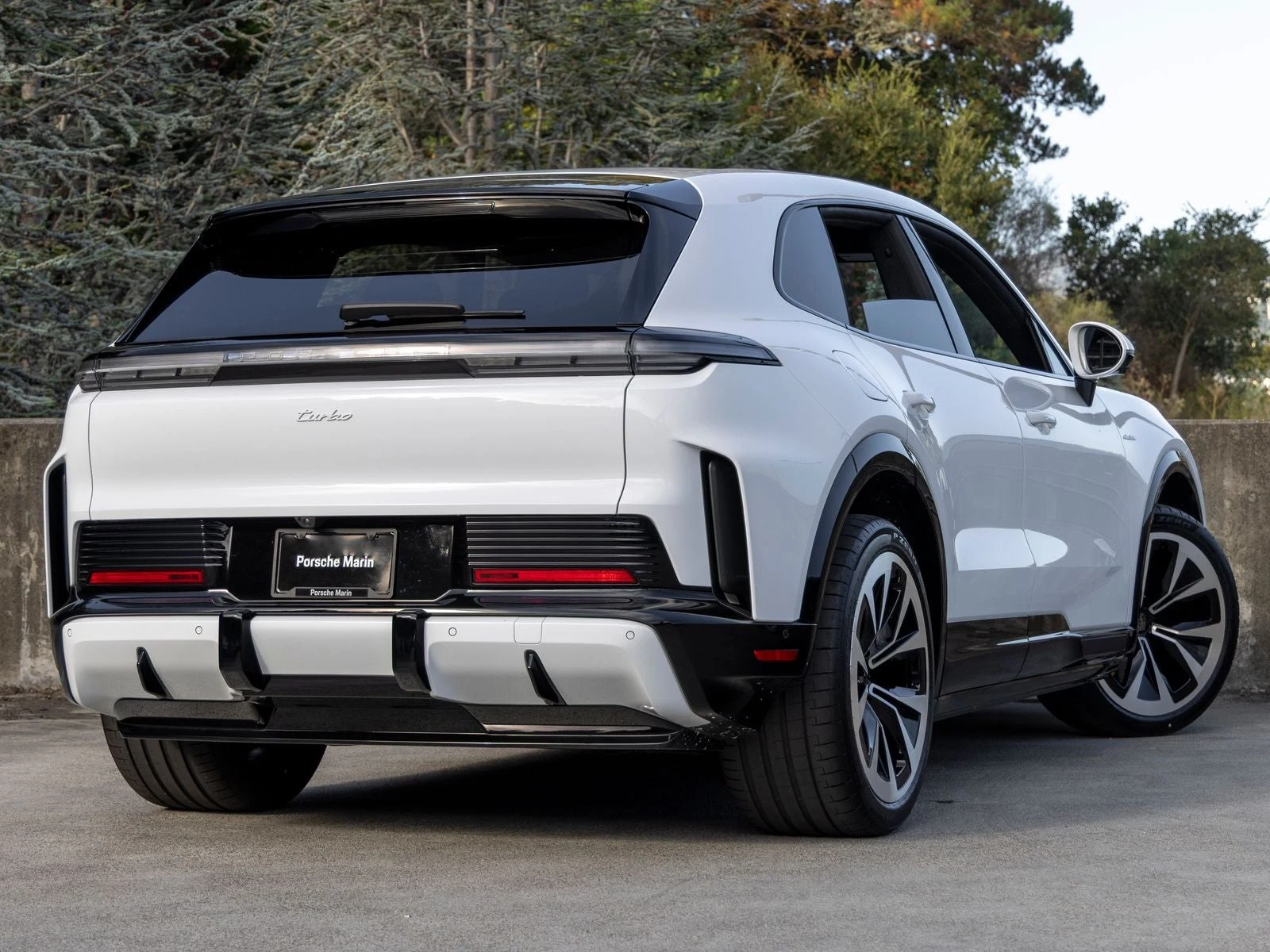 2026 Porsche Cayenne Turbo Electric (E4), 11/20