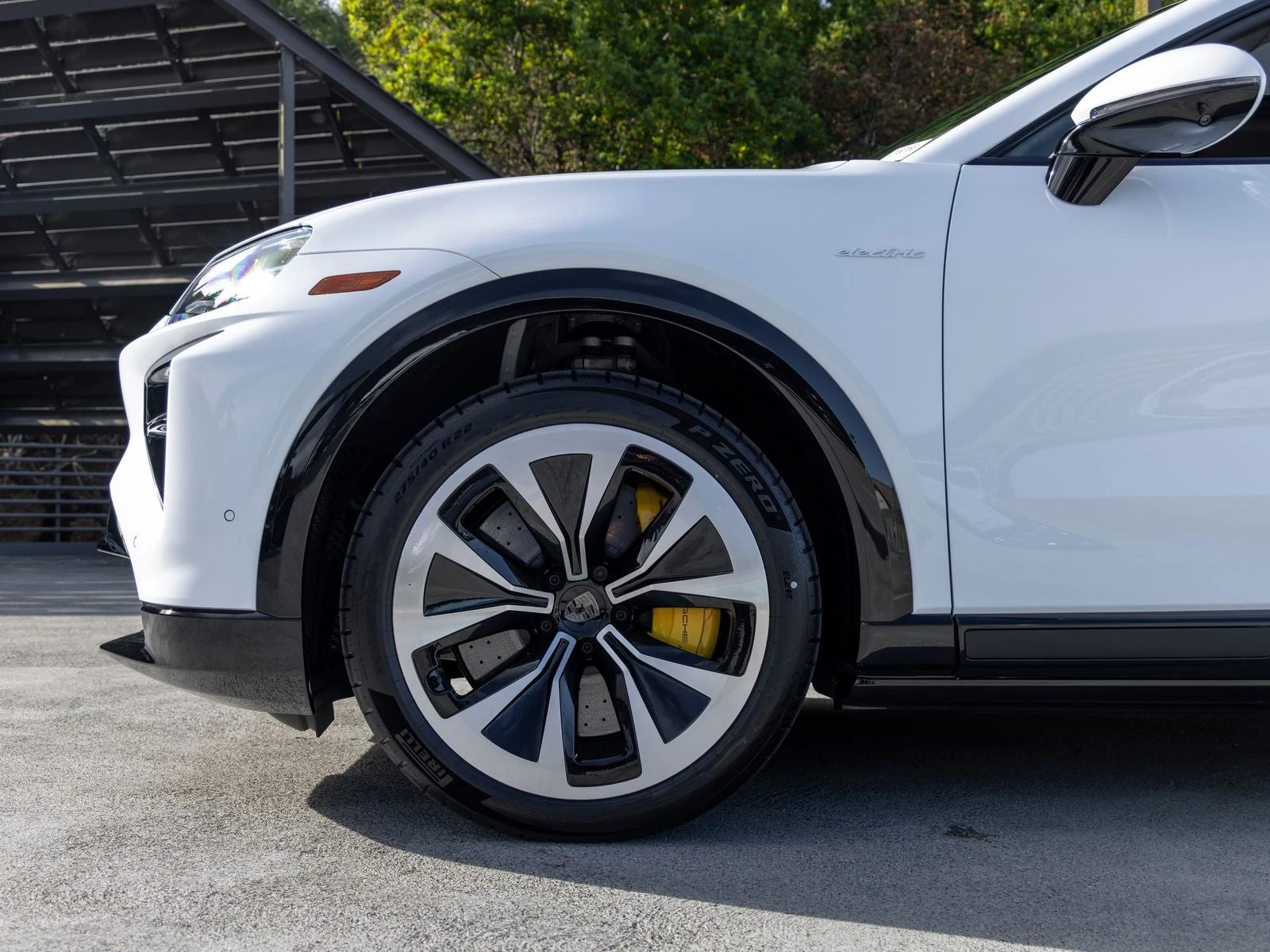 2026 Porsche Cayenne Turbo Electric (E4), 13/20