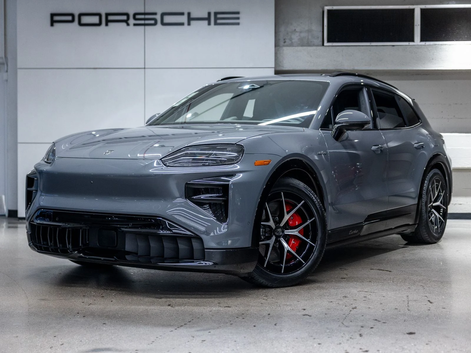 Porsche Cayenne Turbo Electric (E4) · Slate Grey Neo · Indigo Auto Group
