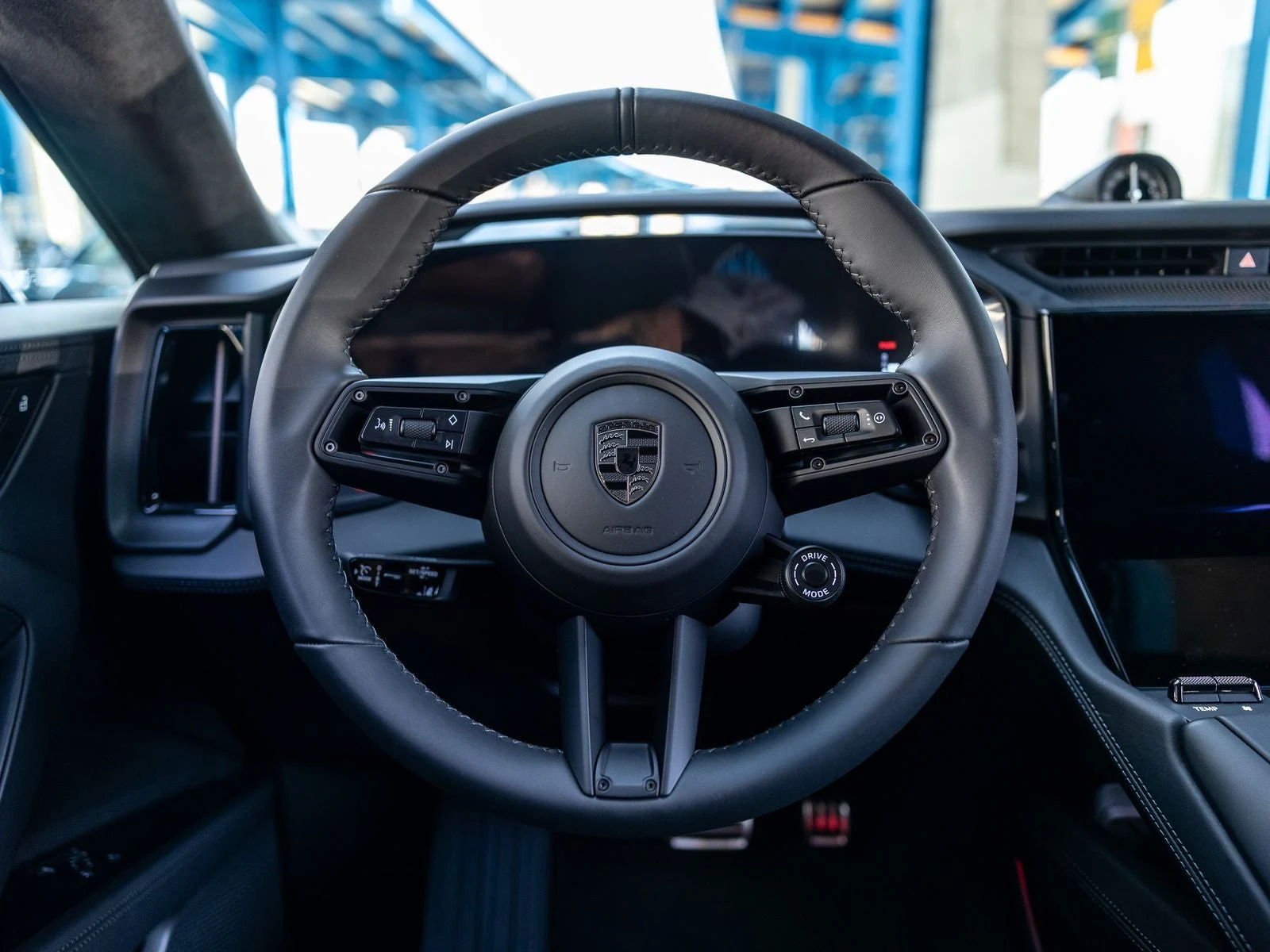 2026 Porsche Cayenne Turbo Electric (E4), 6/20