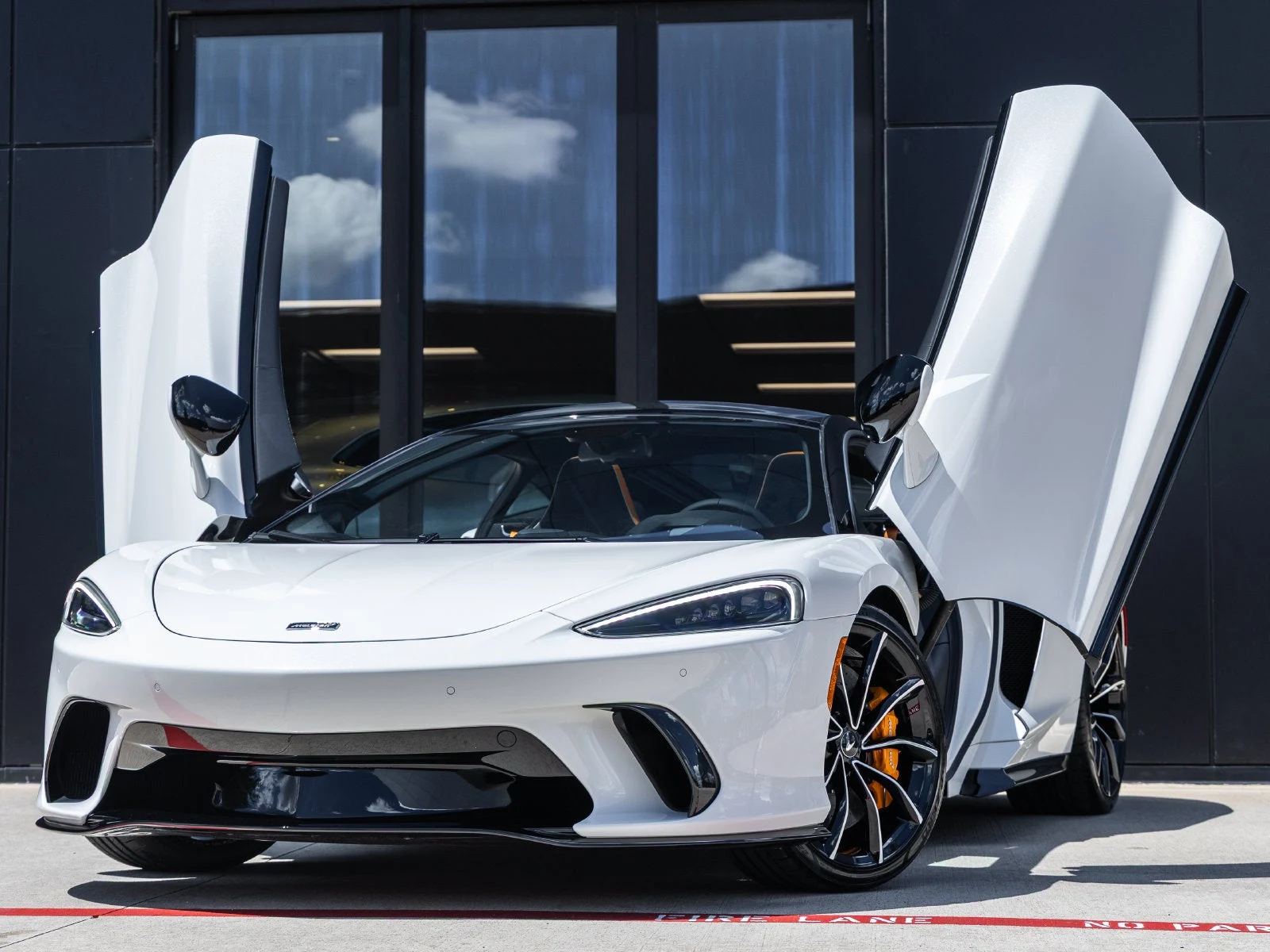 2026 McLaren GTS Performance, 2/20
