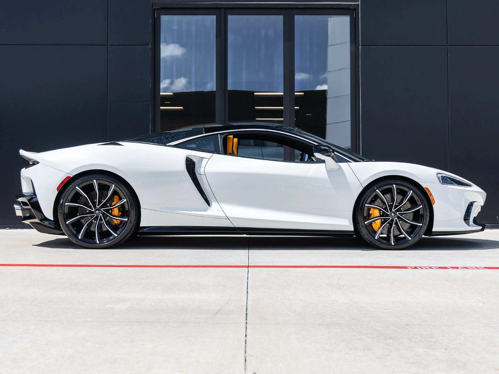 2026 McLaren GTS Performance, 13/20
