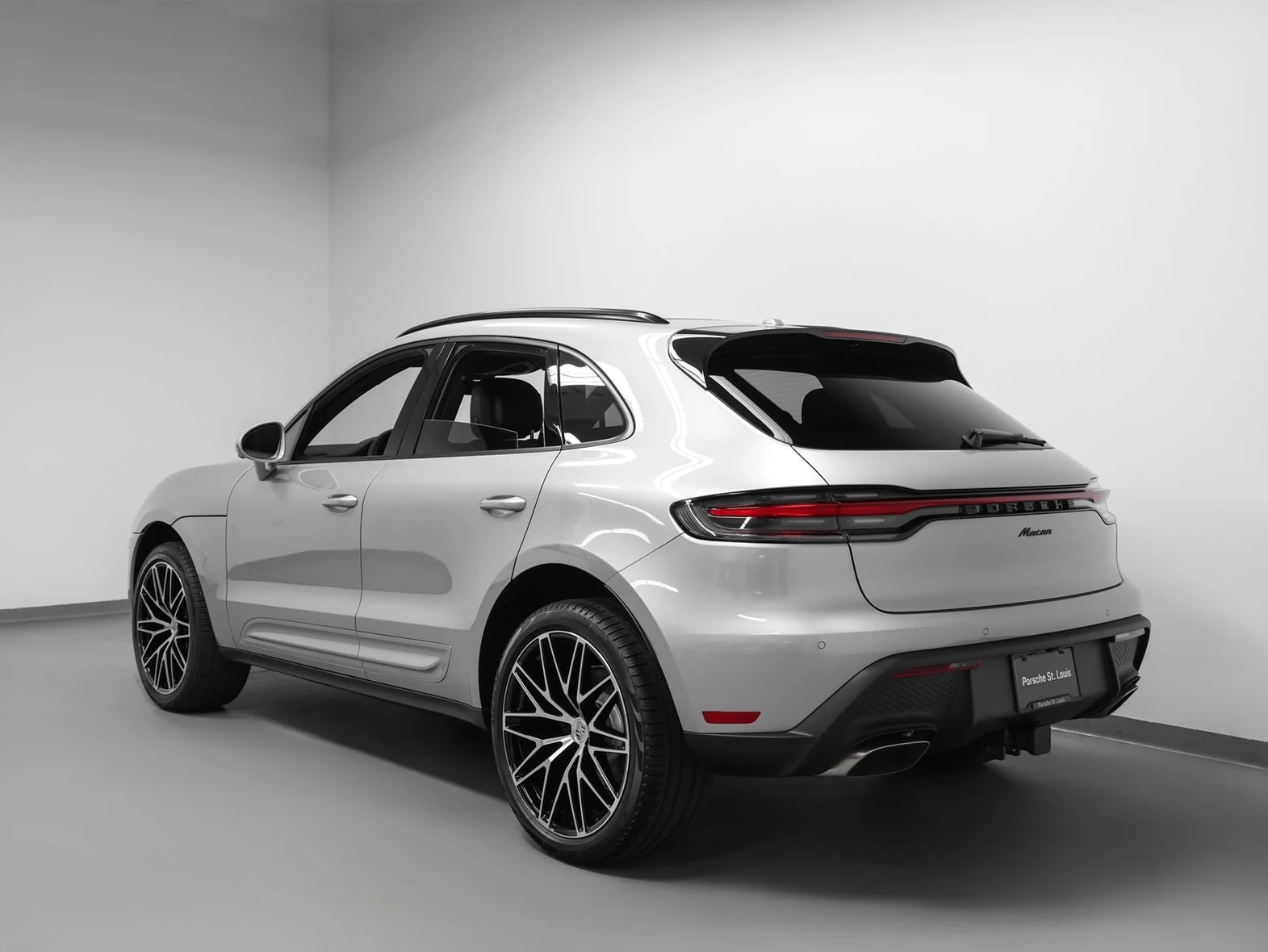 2026 Porsche Macan (95B), 3/20