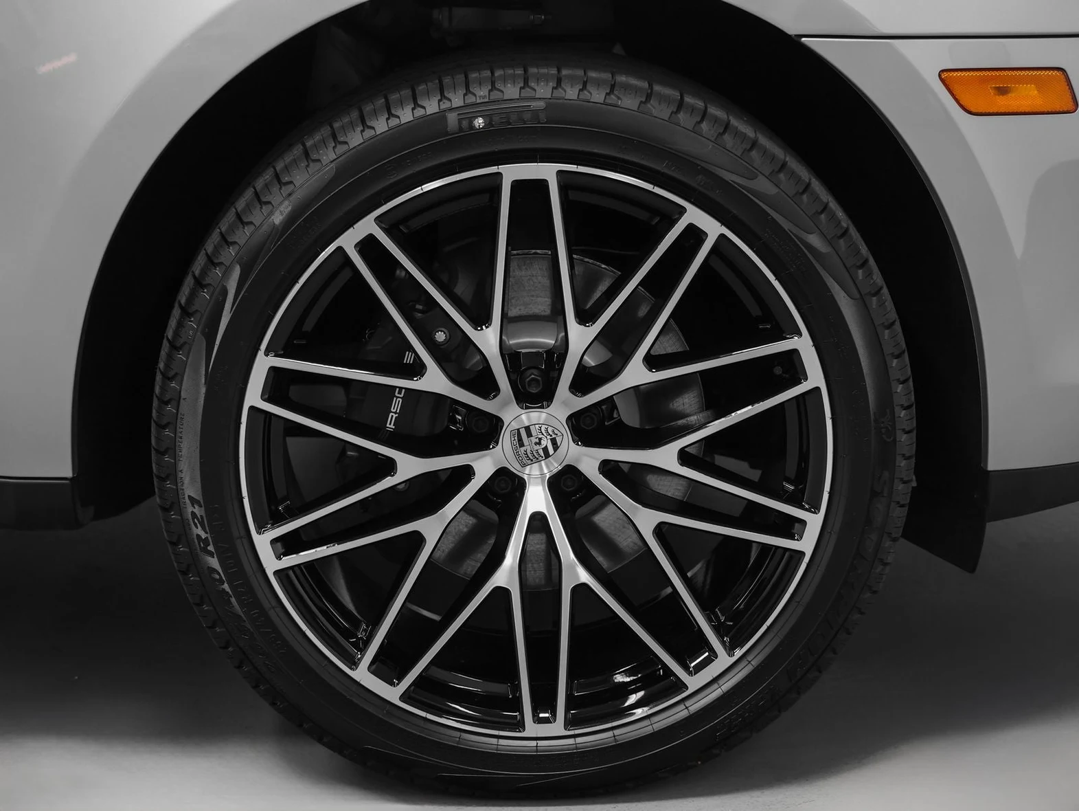 2026 Porsche Macan (95B), 15/20