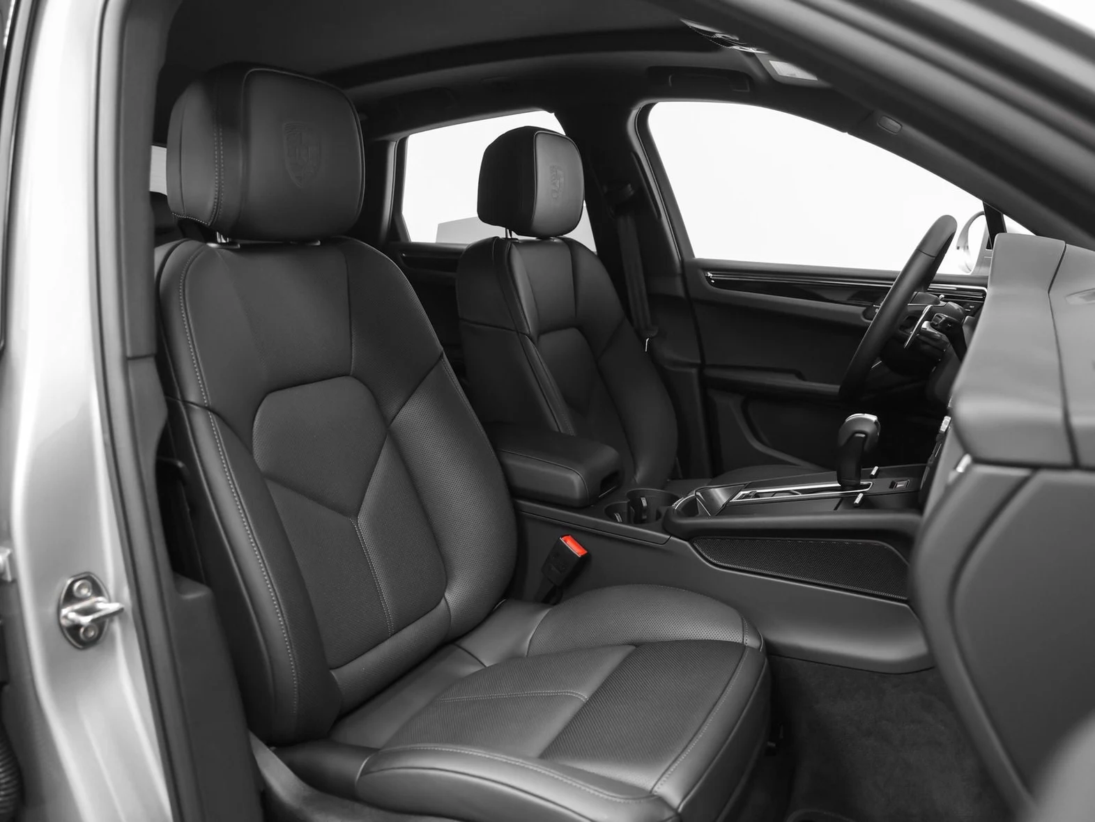 2026 Porsche Macan (95B), 20/20