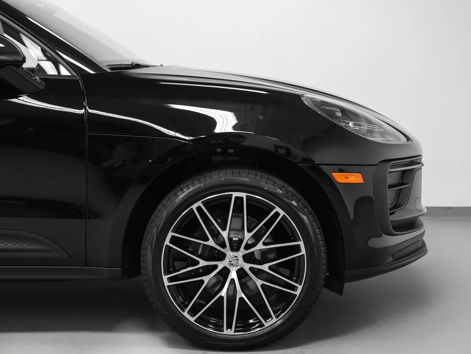 2026 Porsche Macan (95B), 14/20