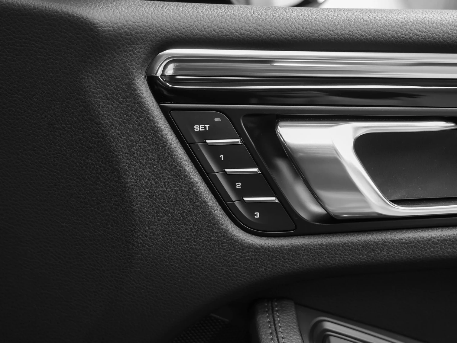 2026 Porsche Macan (95B), 20/20