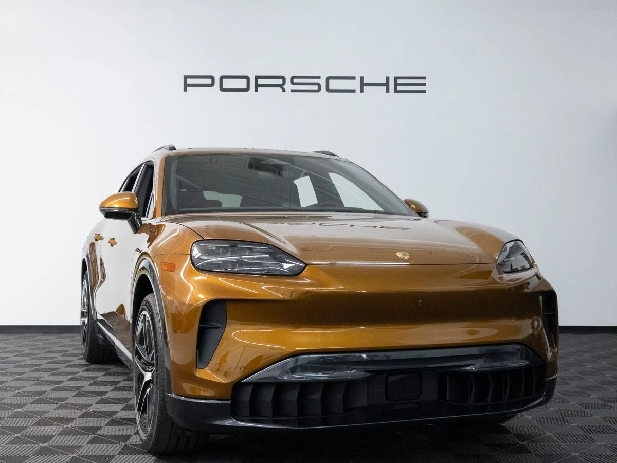 2026 Porsche Cayenne Electric (E4), 9/20