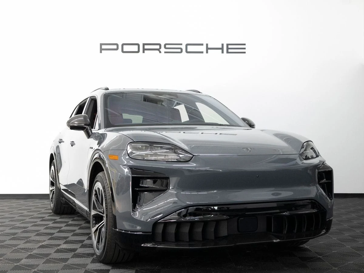 2026 Porsche Cayenne Turbo Electric (E4), 9/20